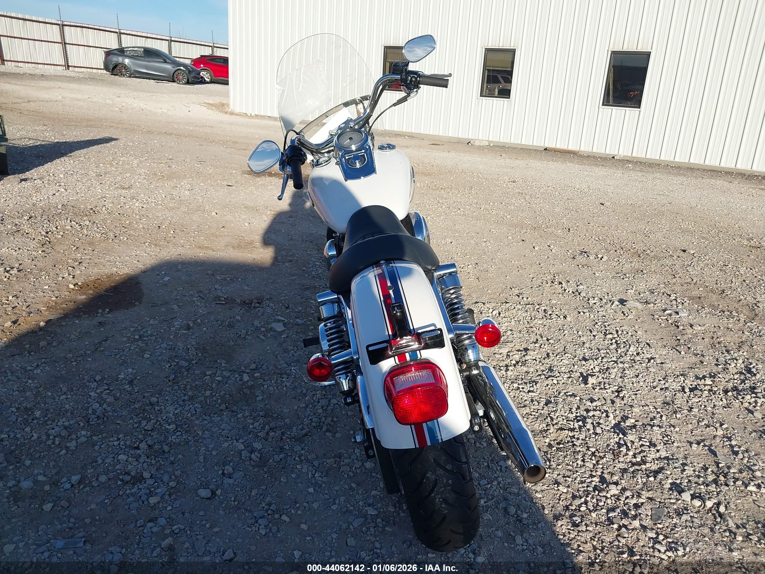 HARLEY-DAVIDSON FXDI35 image 6