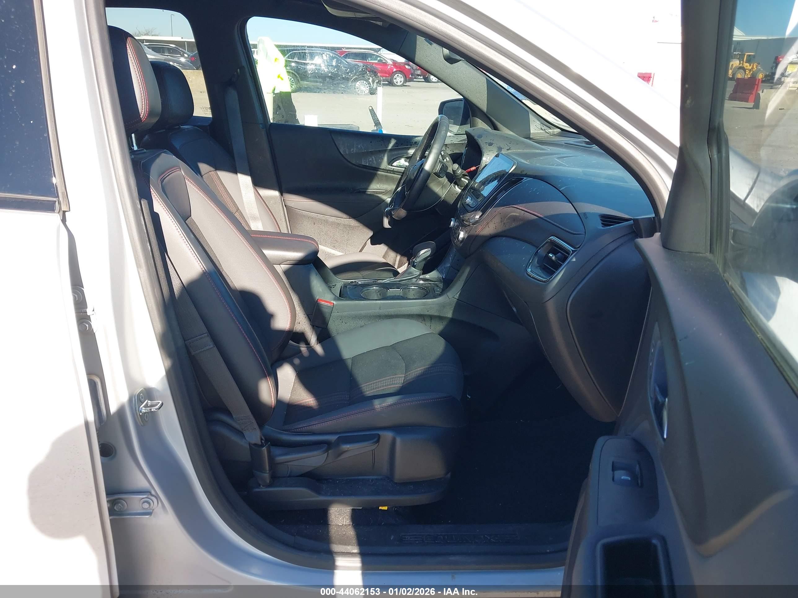 CHEVROLET EQUINOX image 5