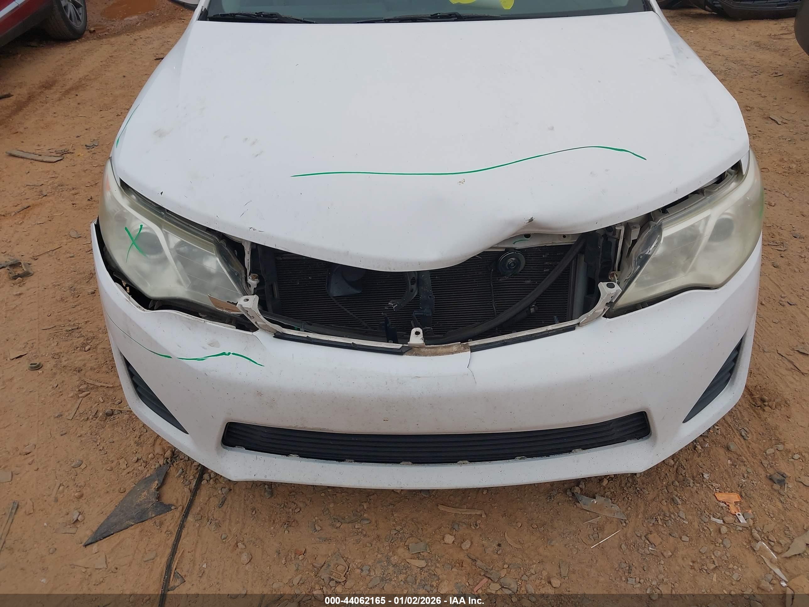 TOYOTA CAMRY image 6