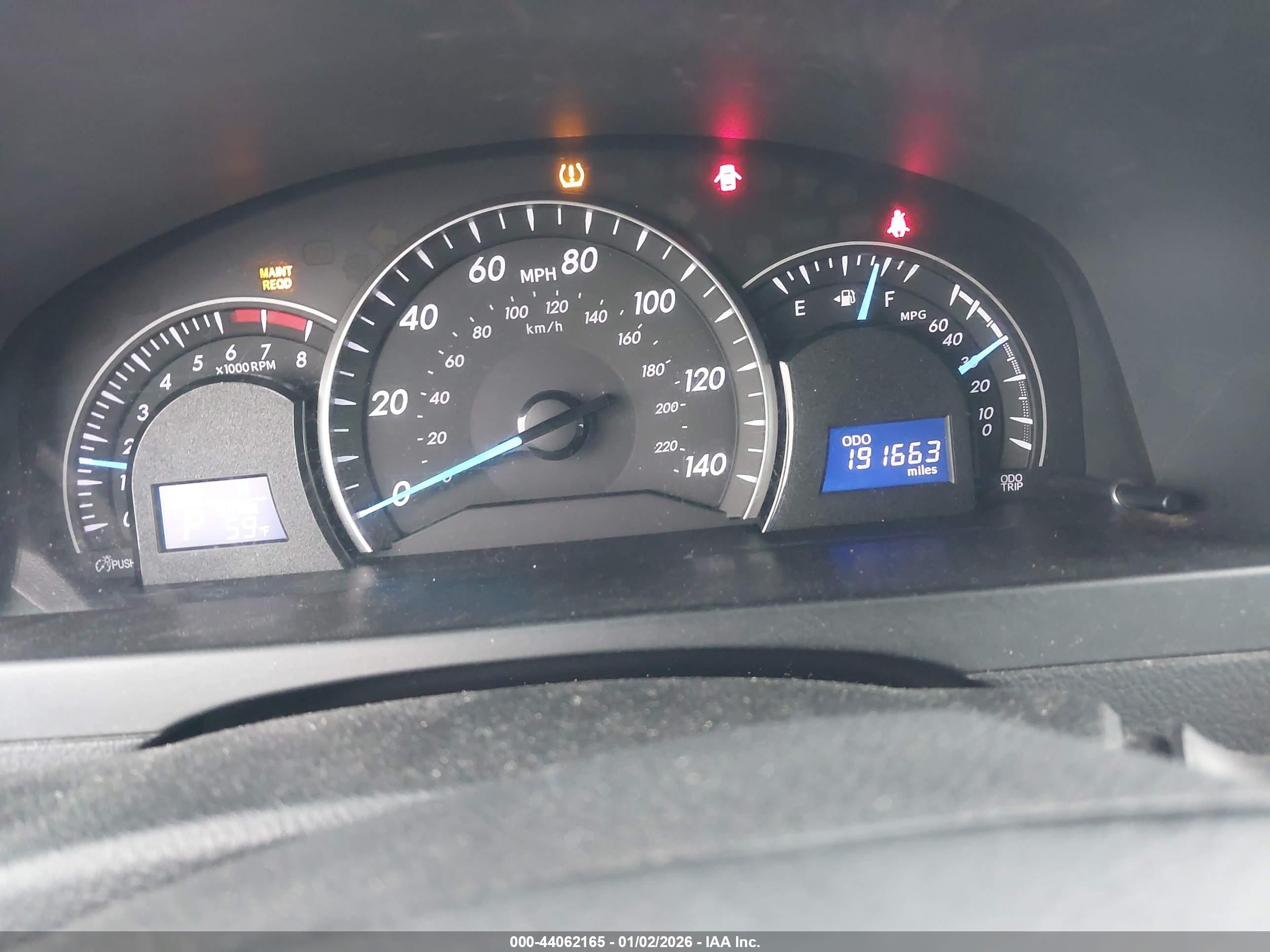 TOYOTA CAMRY image 7
