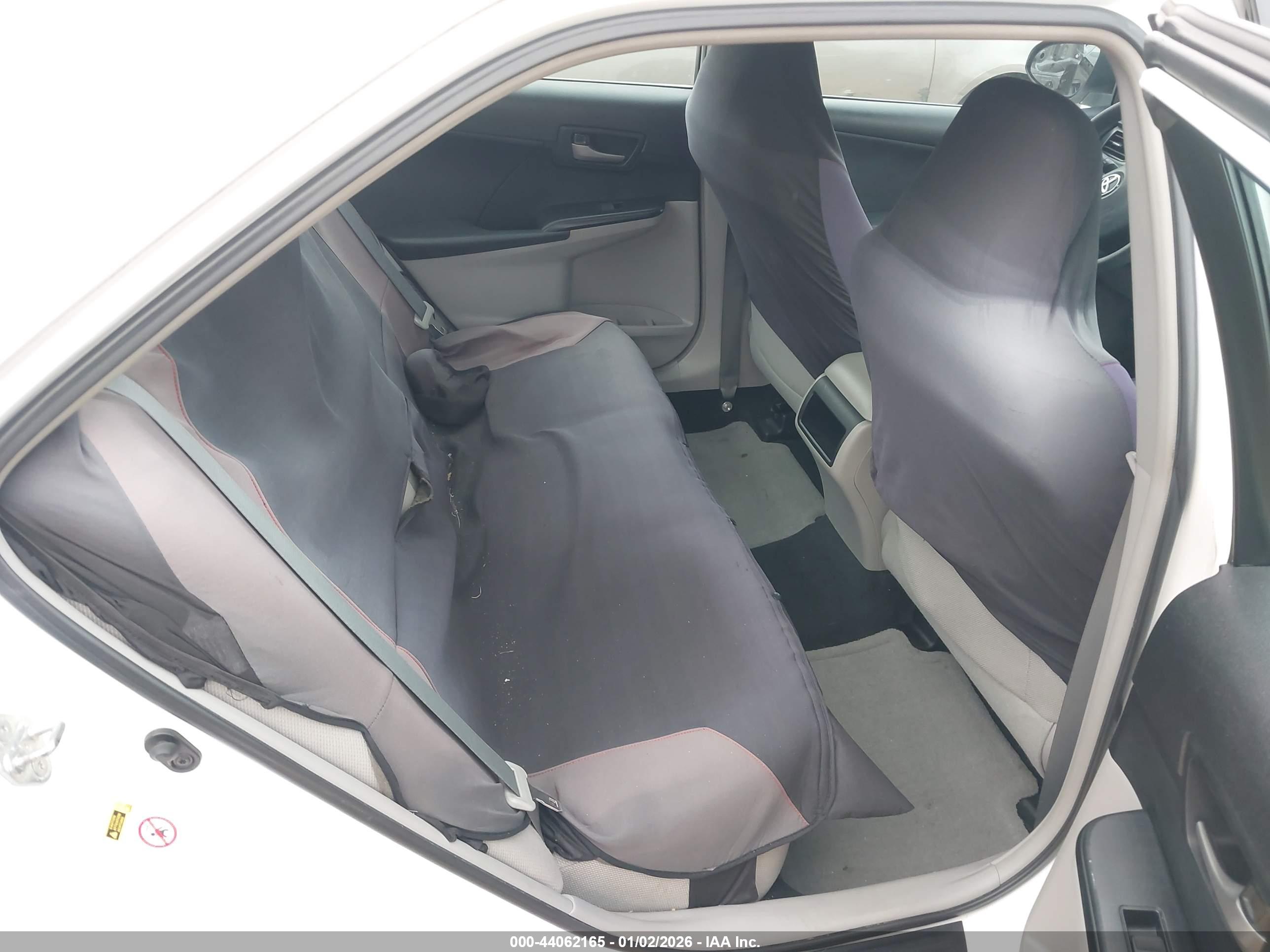 TOYOTA CAMRY image 8