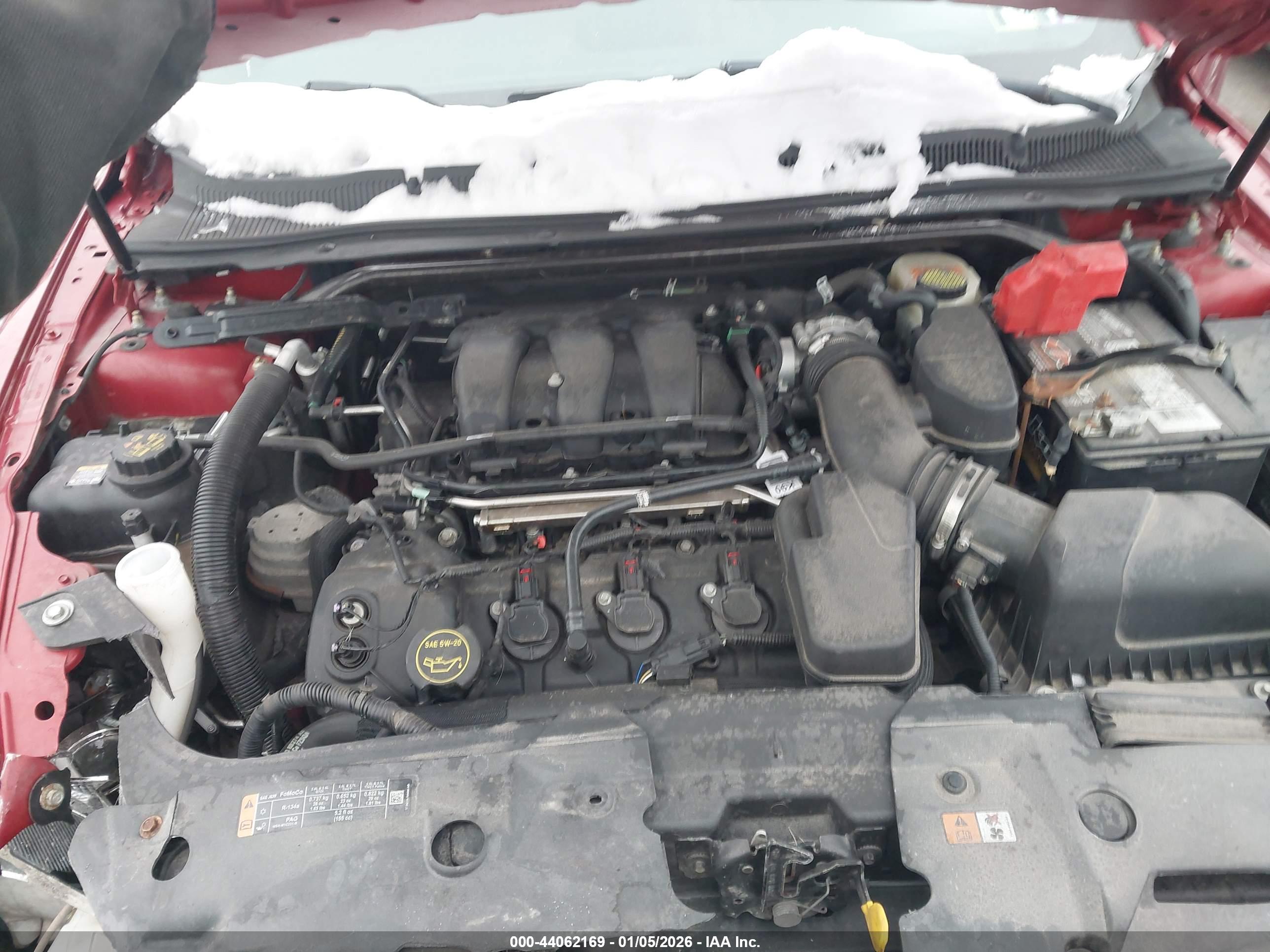 FORD TAURUS image 10