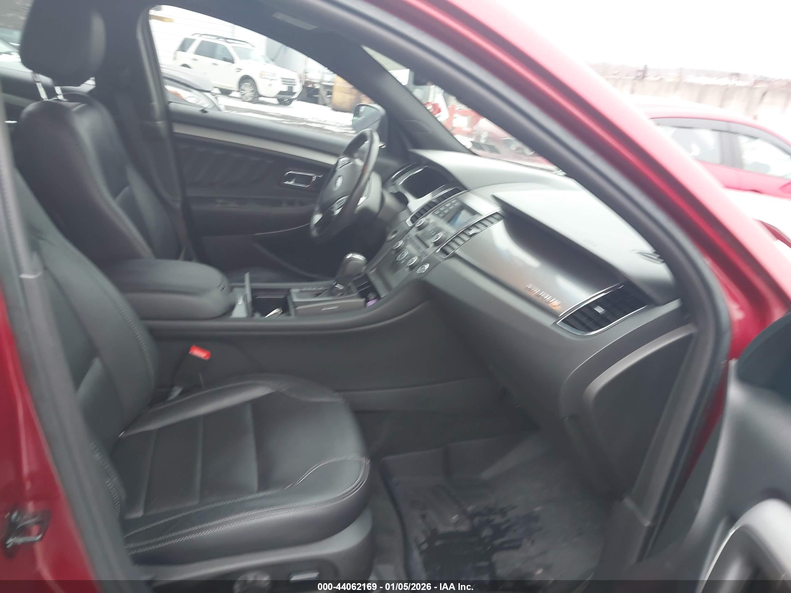 FORD TAURUS image 5