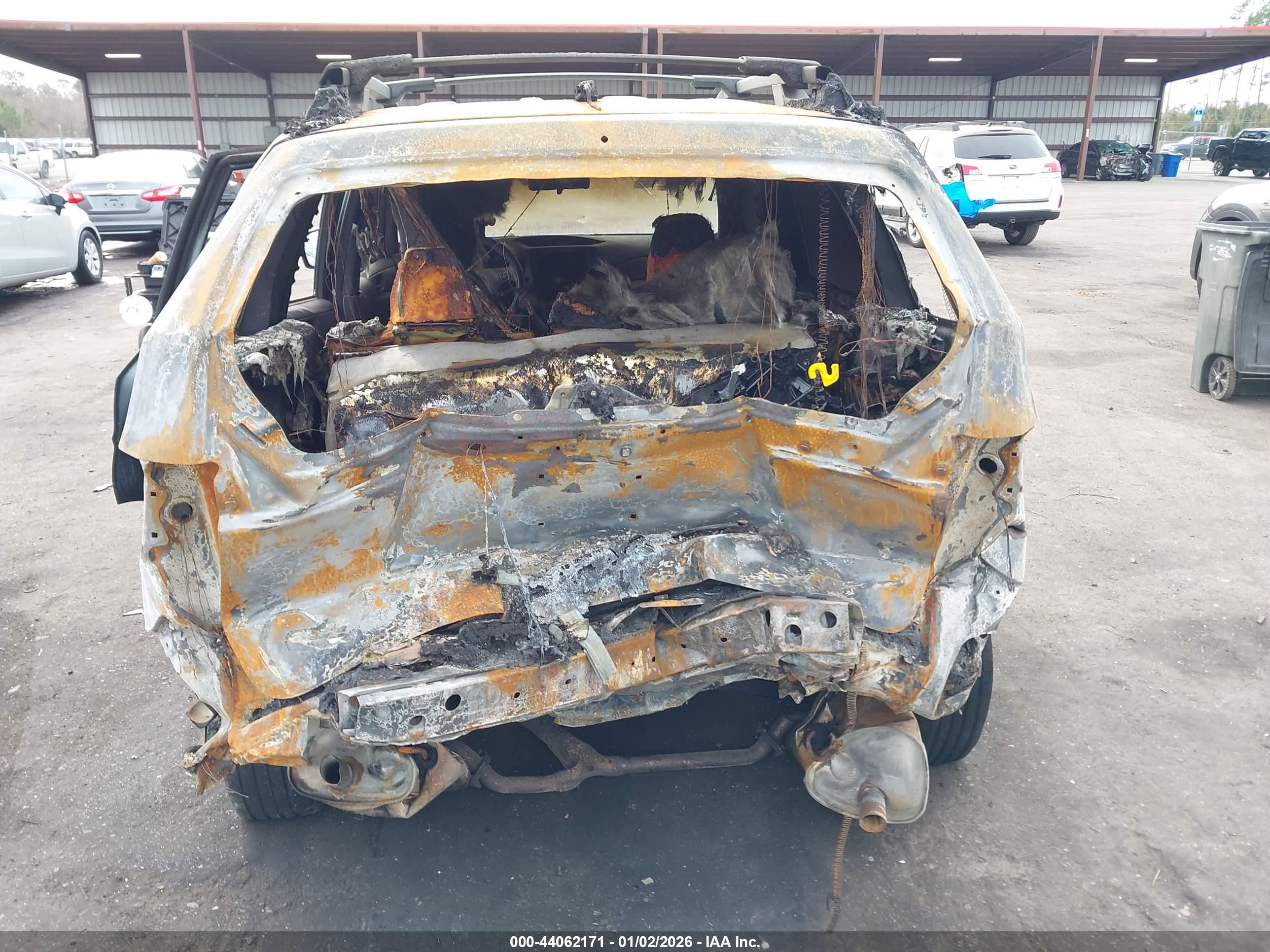 SUBARU FORESTER image 6