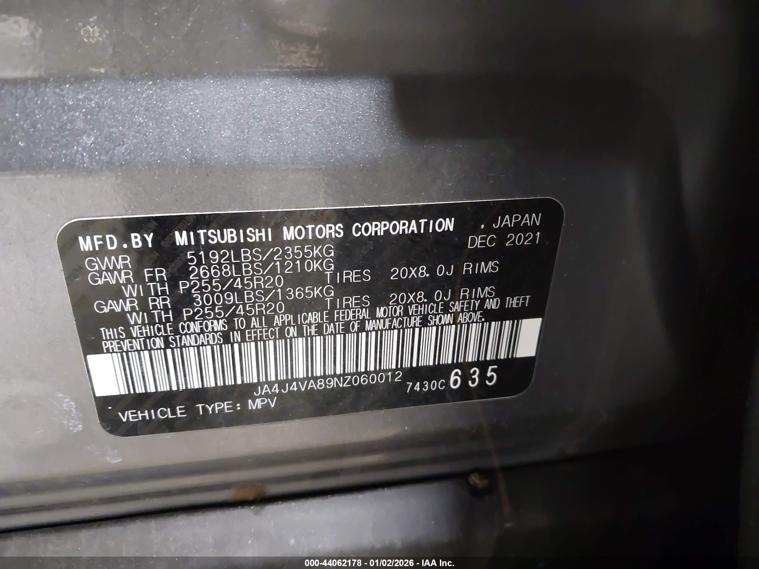 MITSUBISHI OUTLANDER image 9