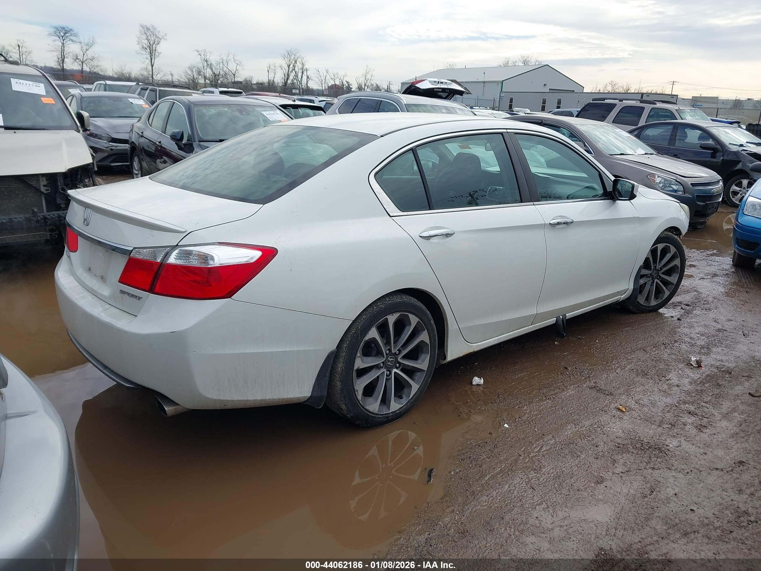 HONDA ACCORD image 4