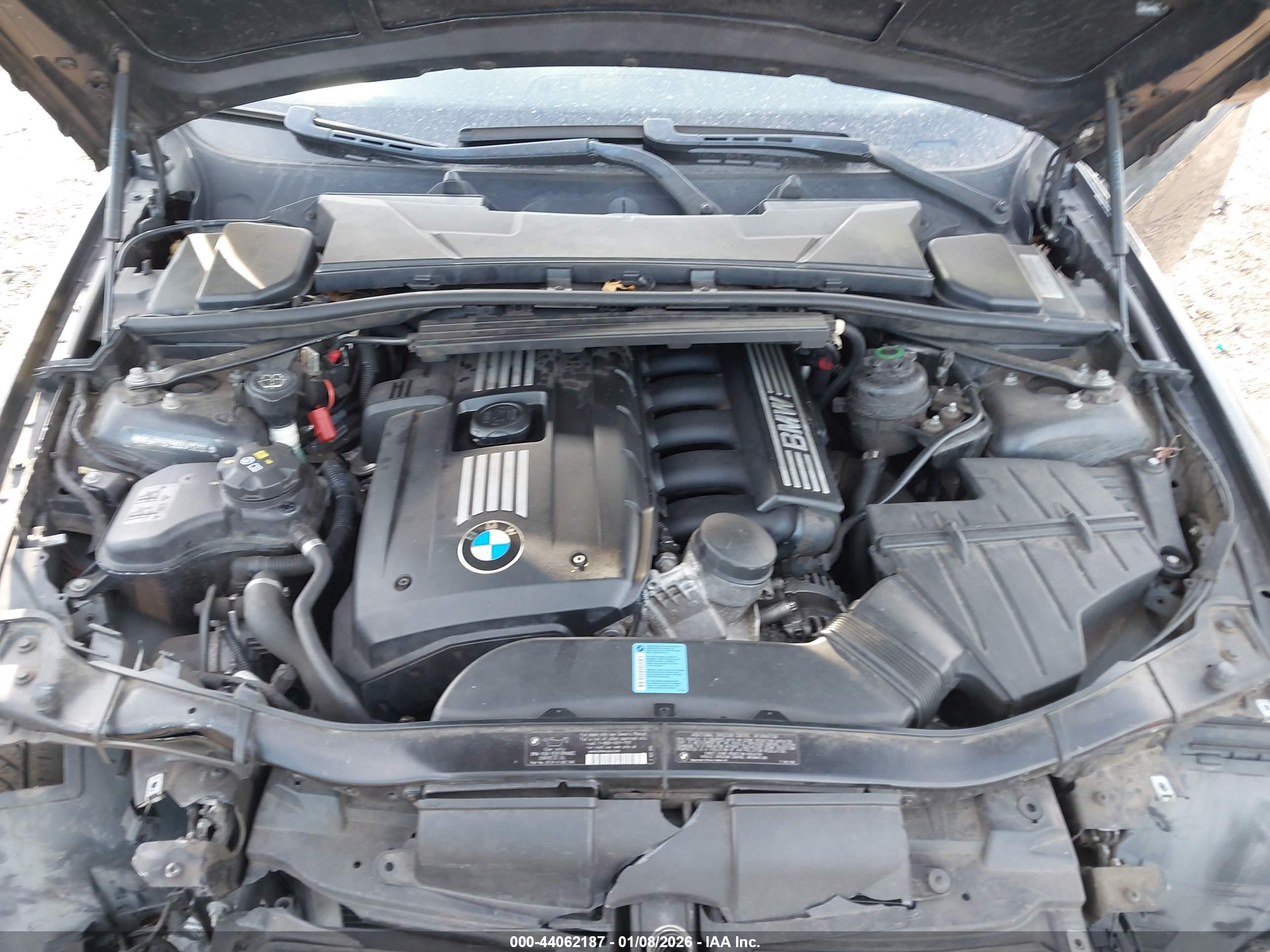 BMW 328I image 10