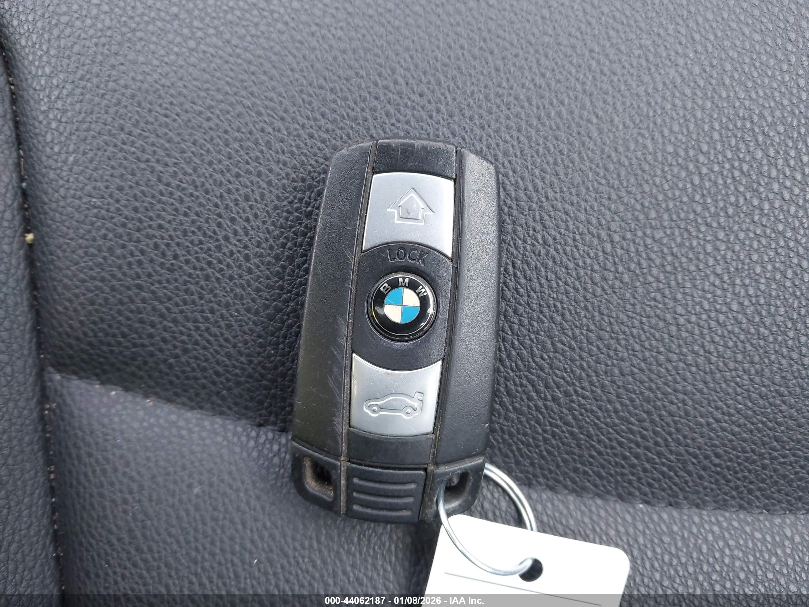 BMW 328I image 11