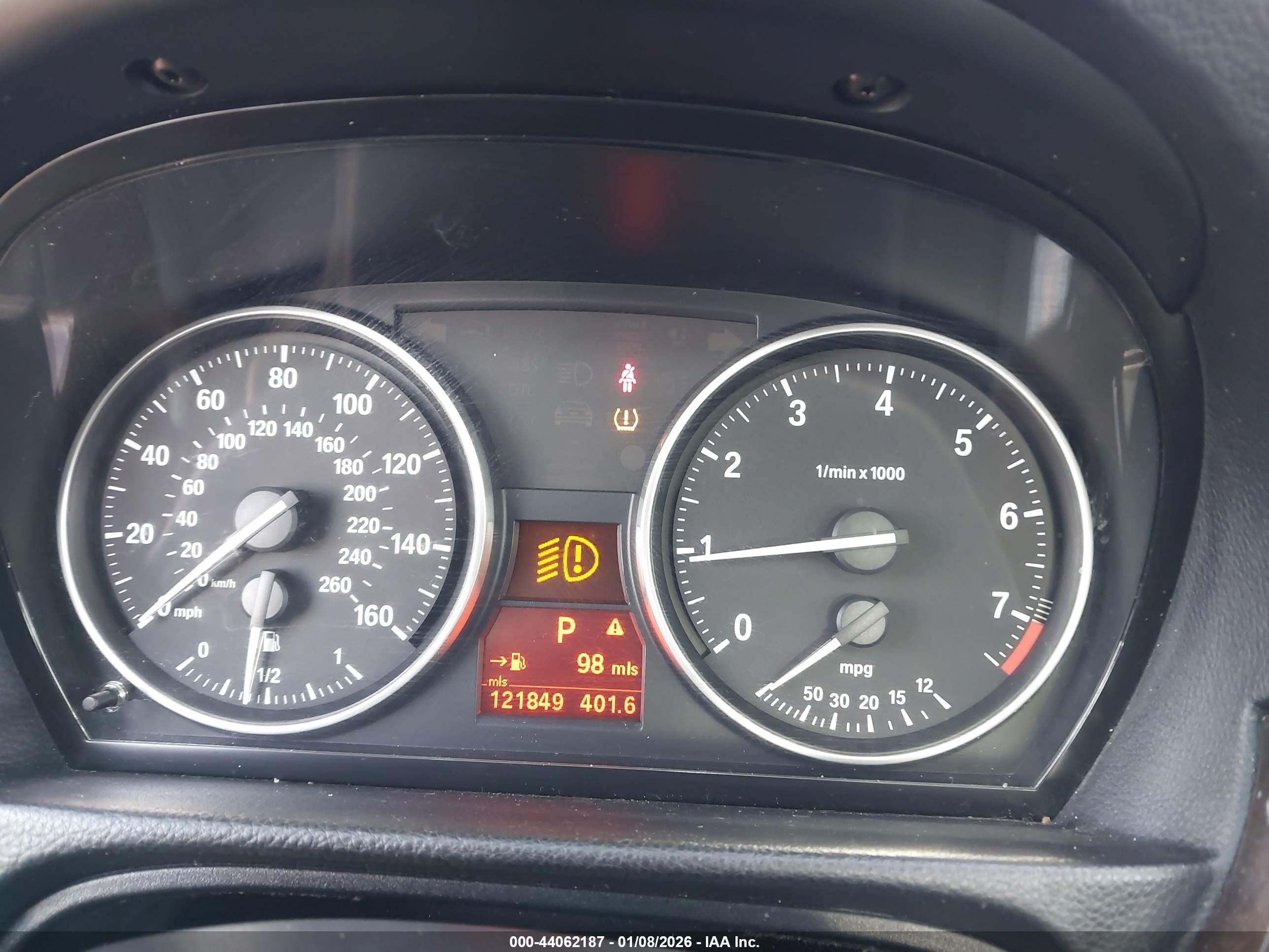 BMW 328I image 7