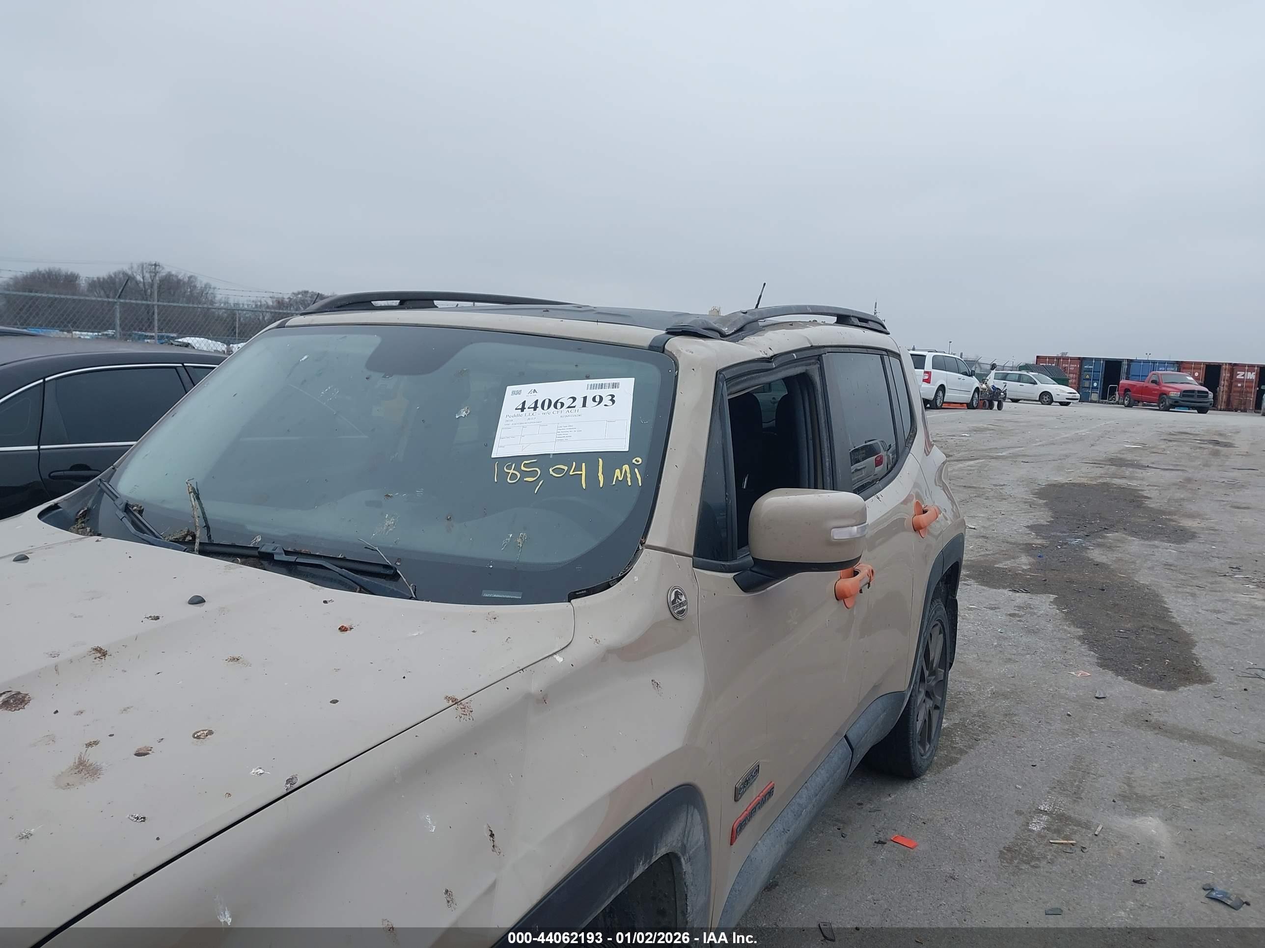 JEEP RENEGADE image 6