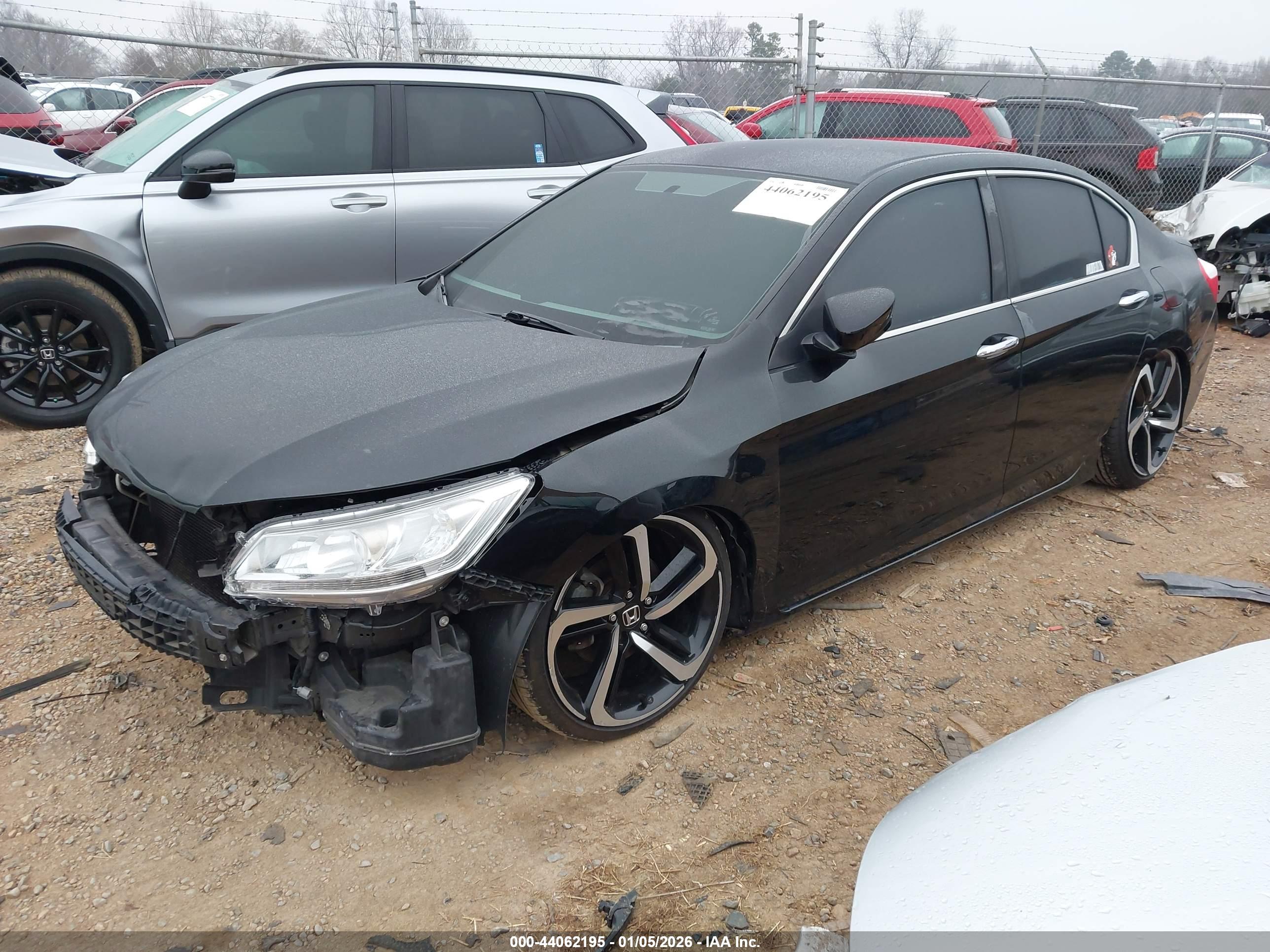 HONDA ACCORD image 2