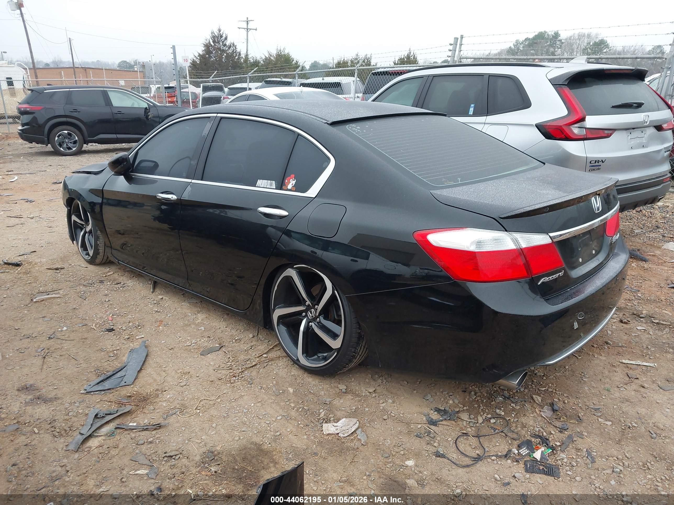 HONDA ACCORD image 3