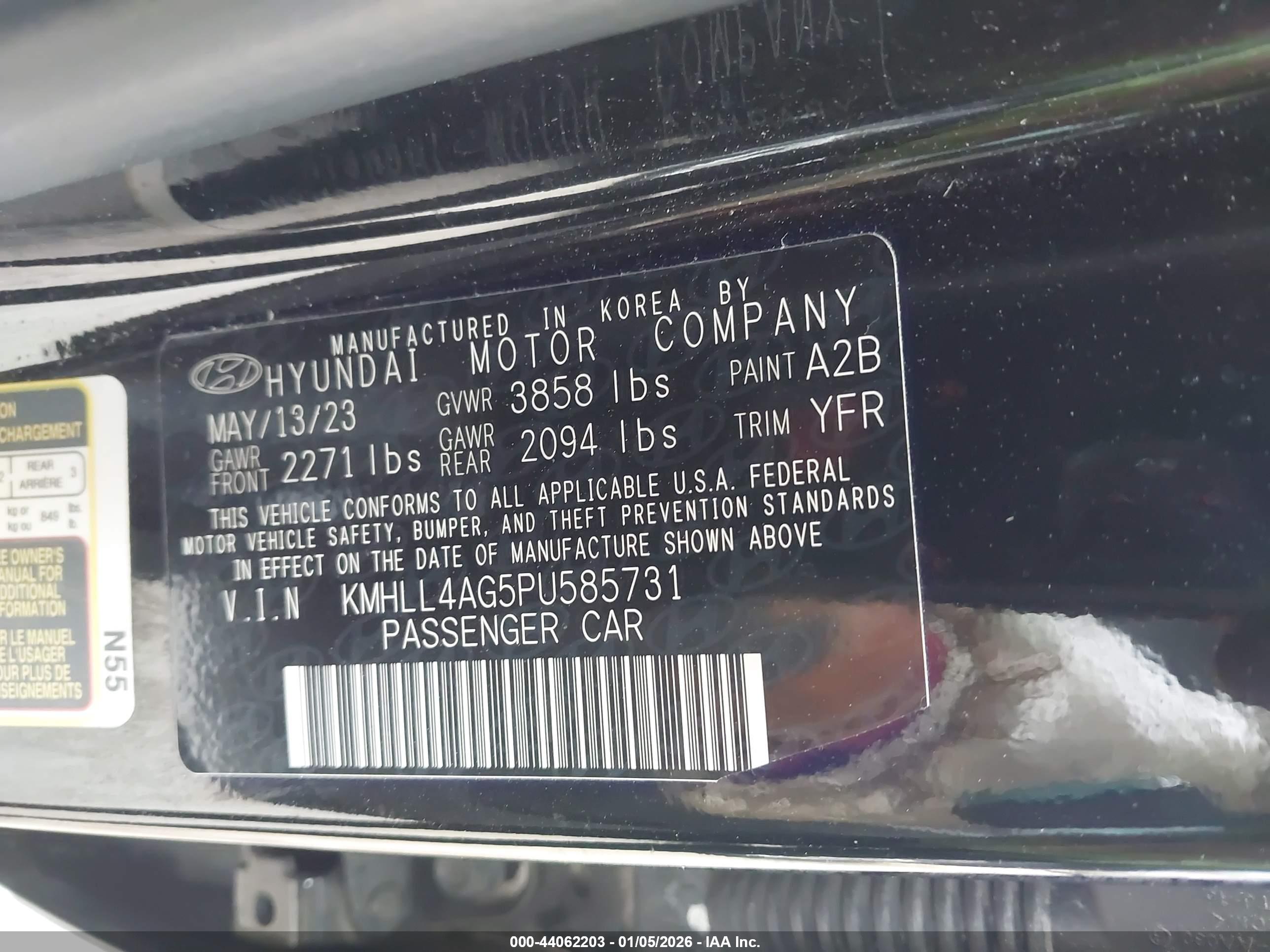 HYUNDAI ELANTRA image 9