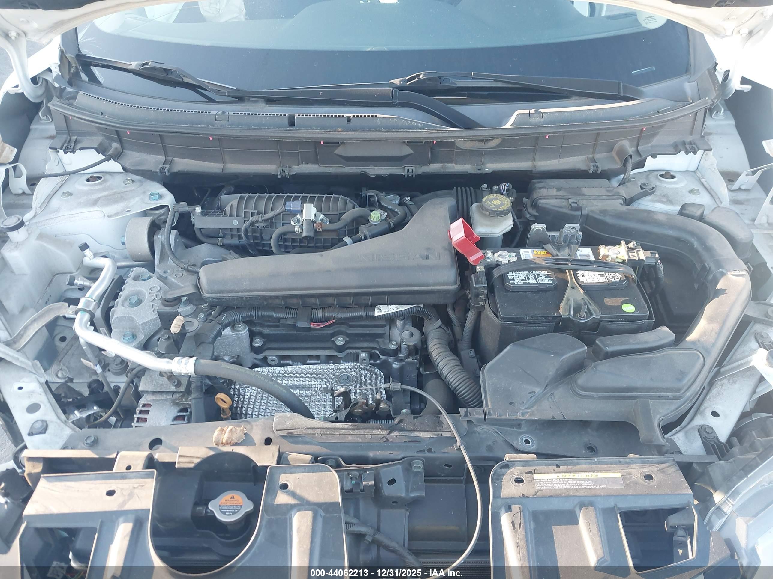 NISSAN ROGUE image 10