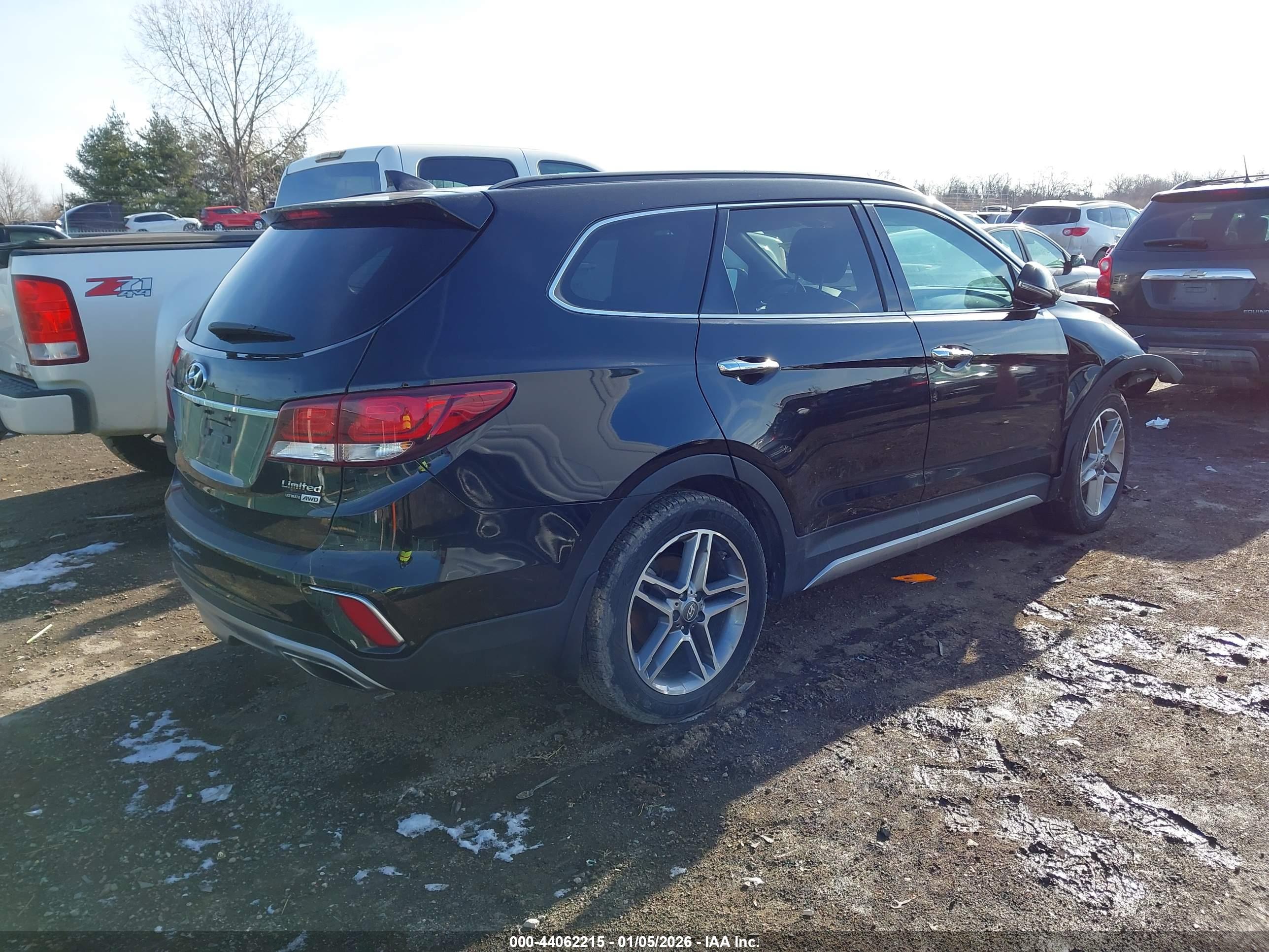 HYUNDAI SANTA image 4