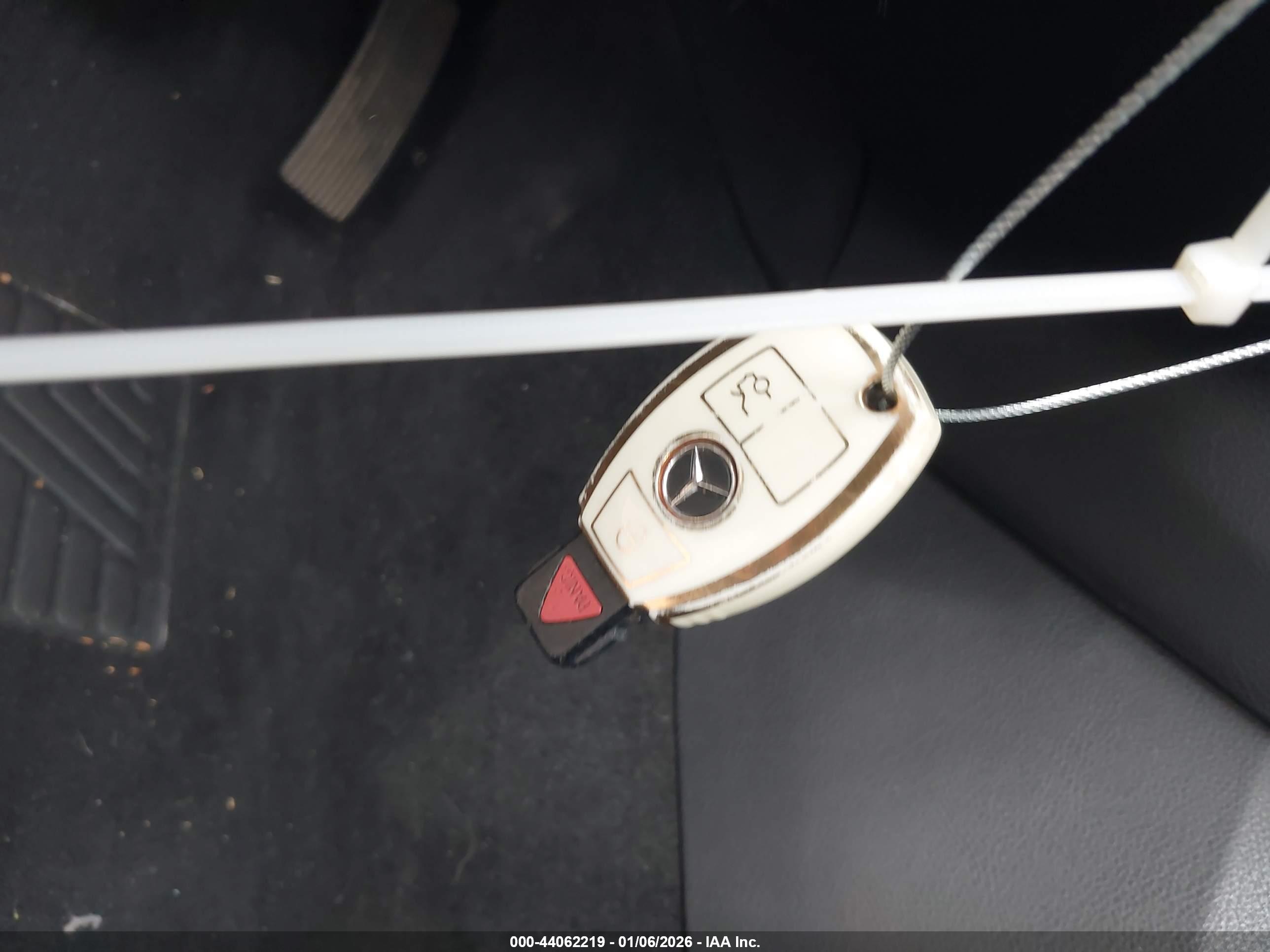 MERCEDES-BENZ GL image 11