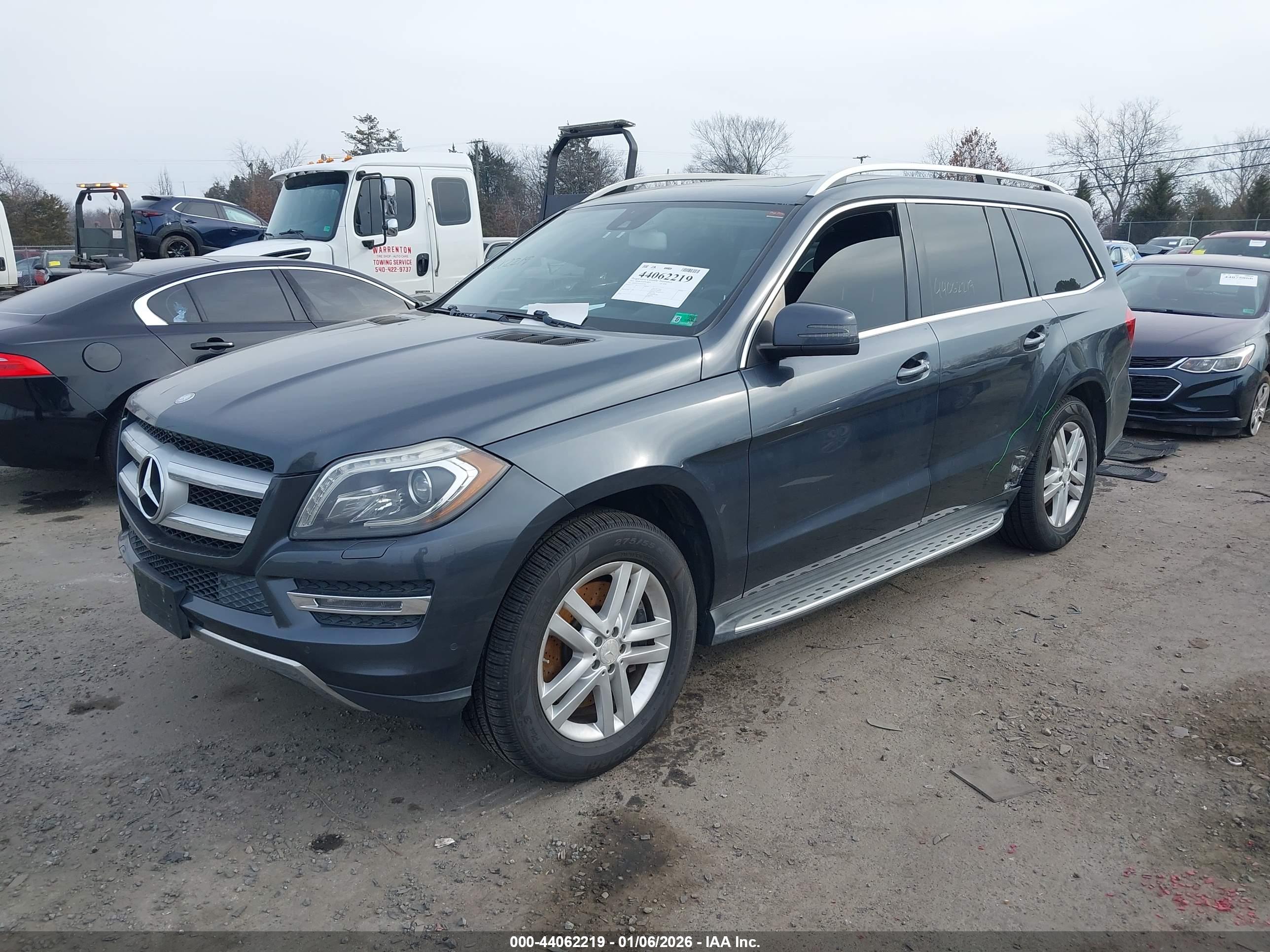 MERCEDES-BENZ GL image 2