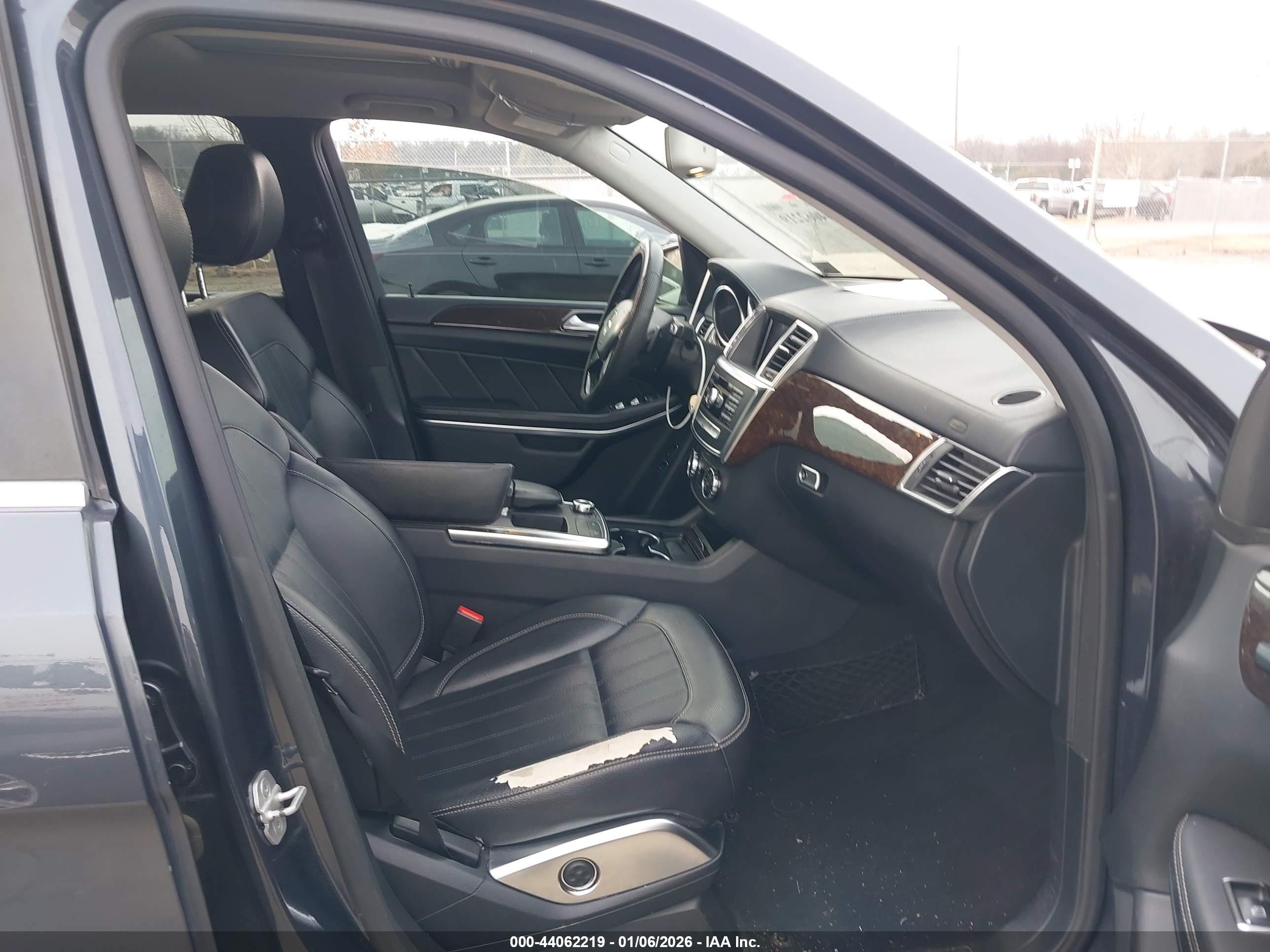 MERCEDES-BENZ GL image 5