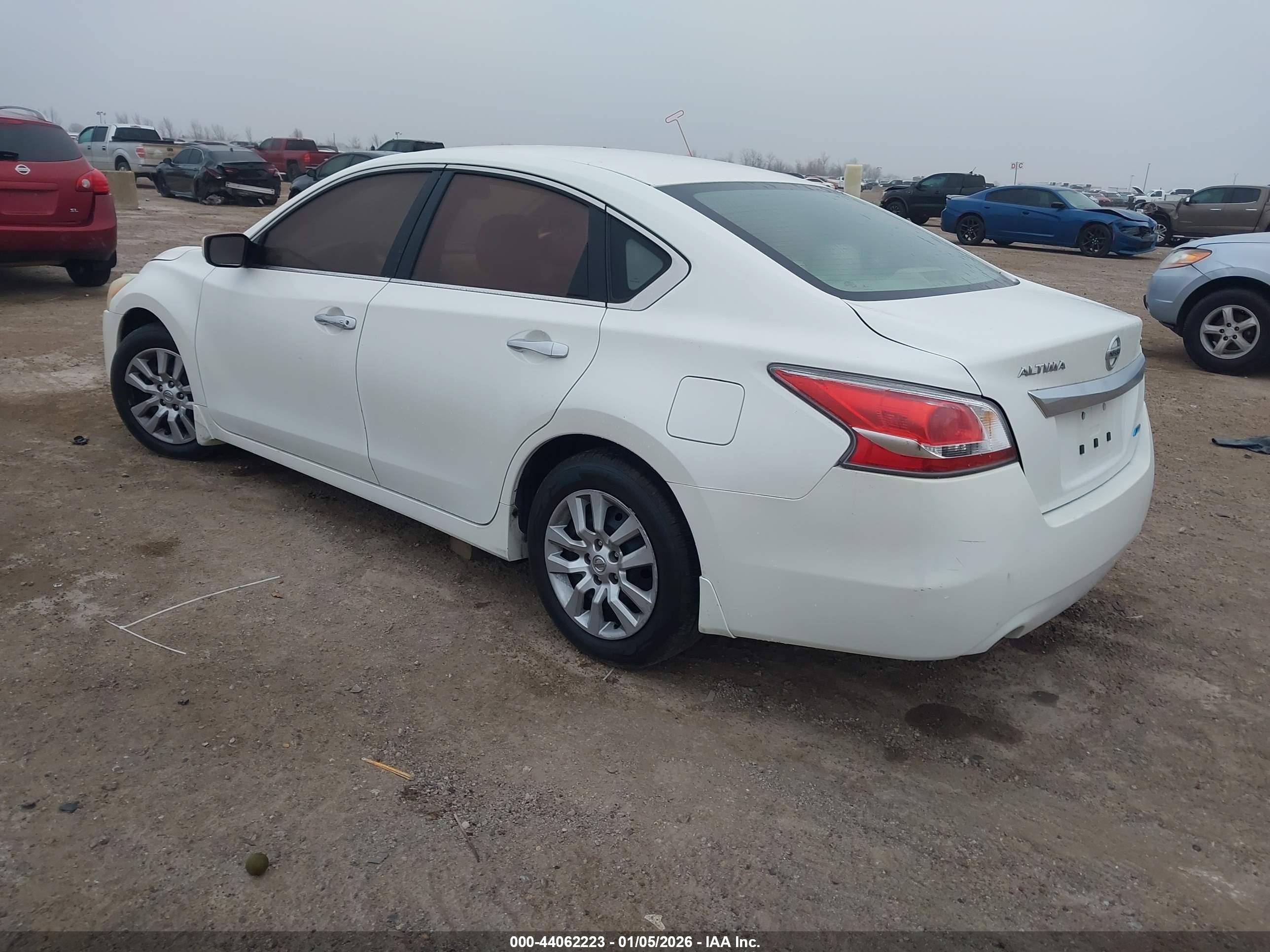 NISSAN ALTIMA image 3