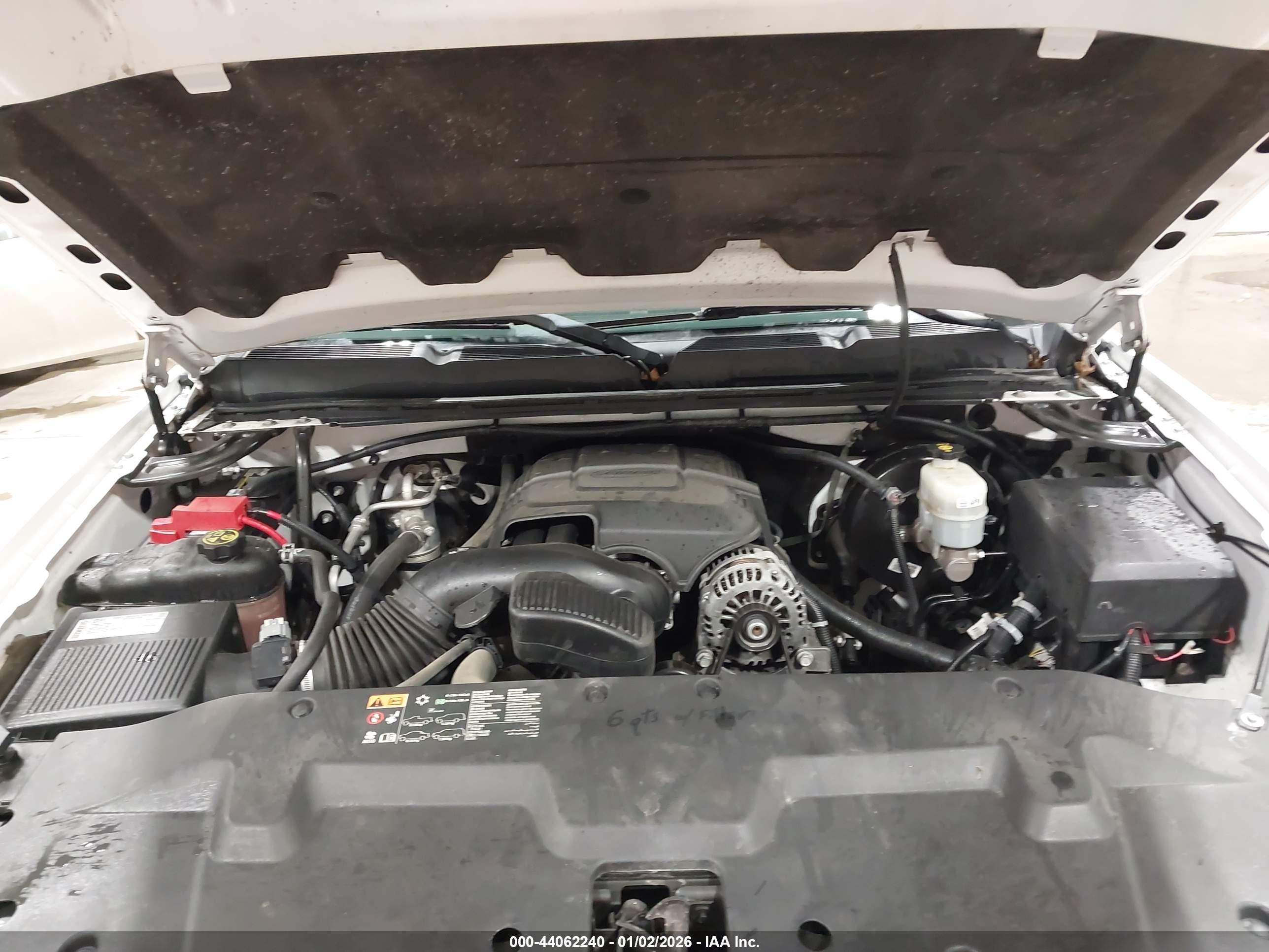 CHEVROLET SILVERADO image 10