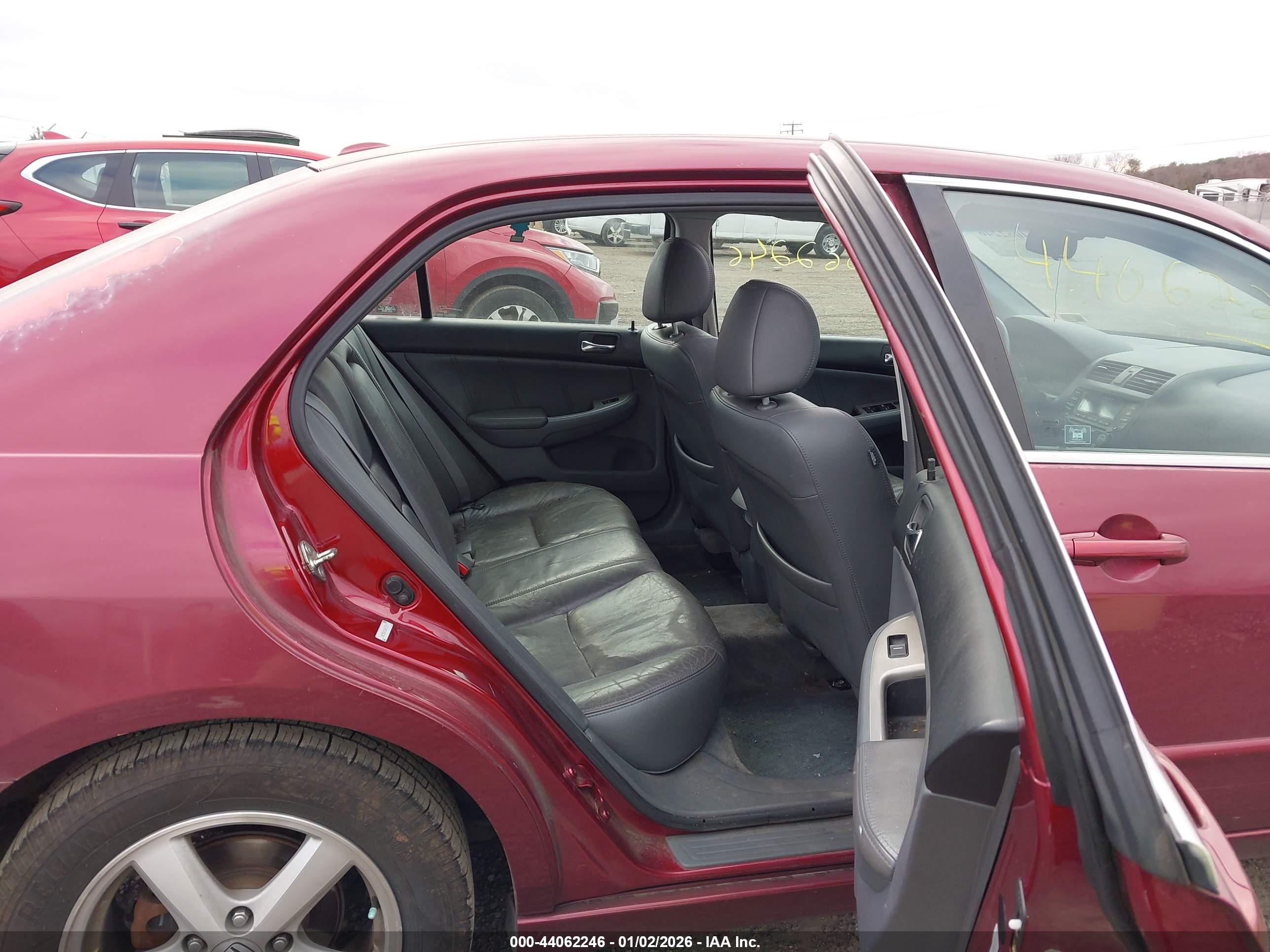HONDA ACCORD image 8