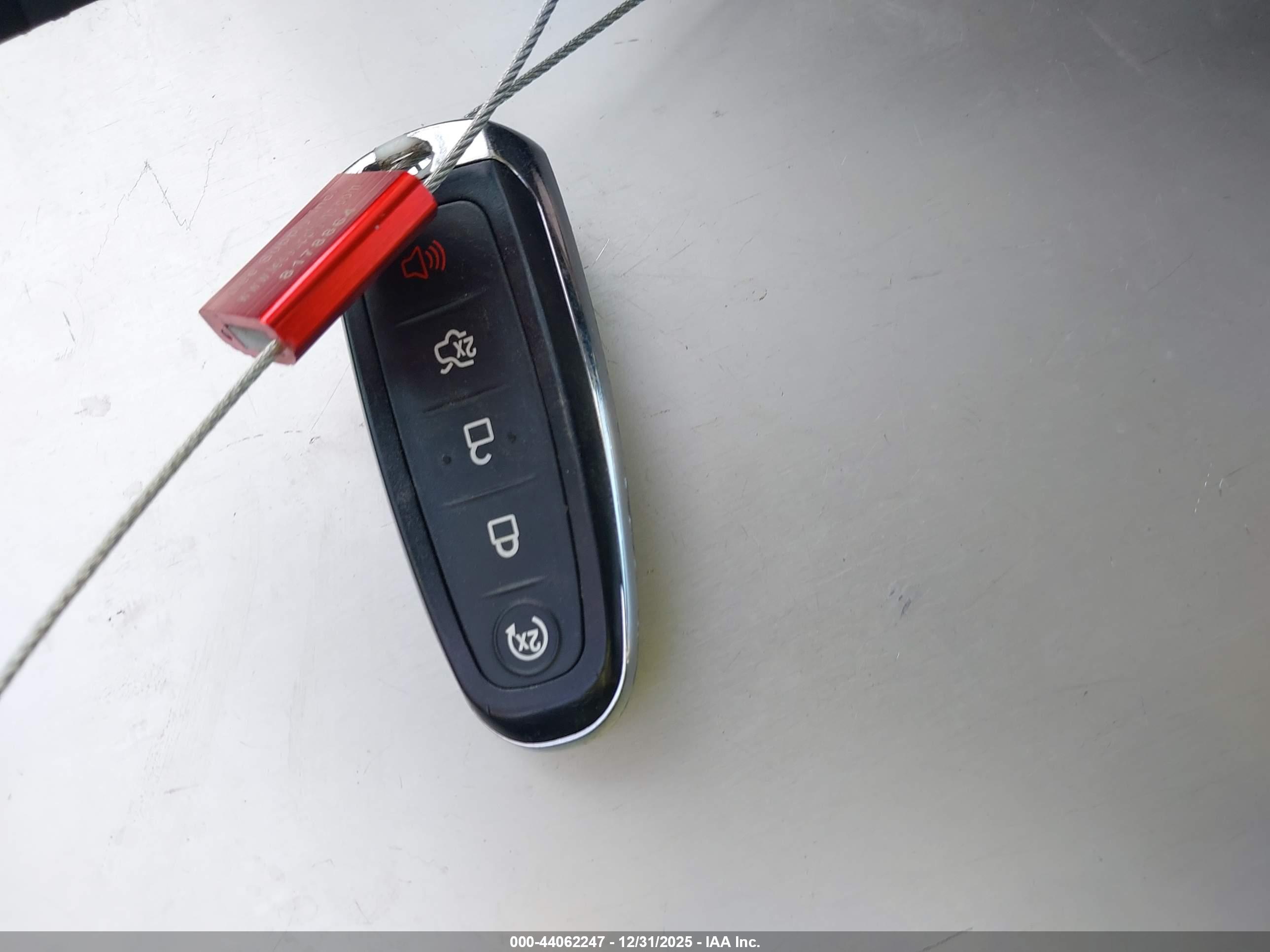 FORD ESCAPE image 11