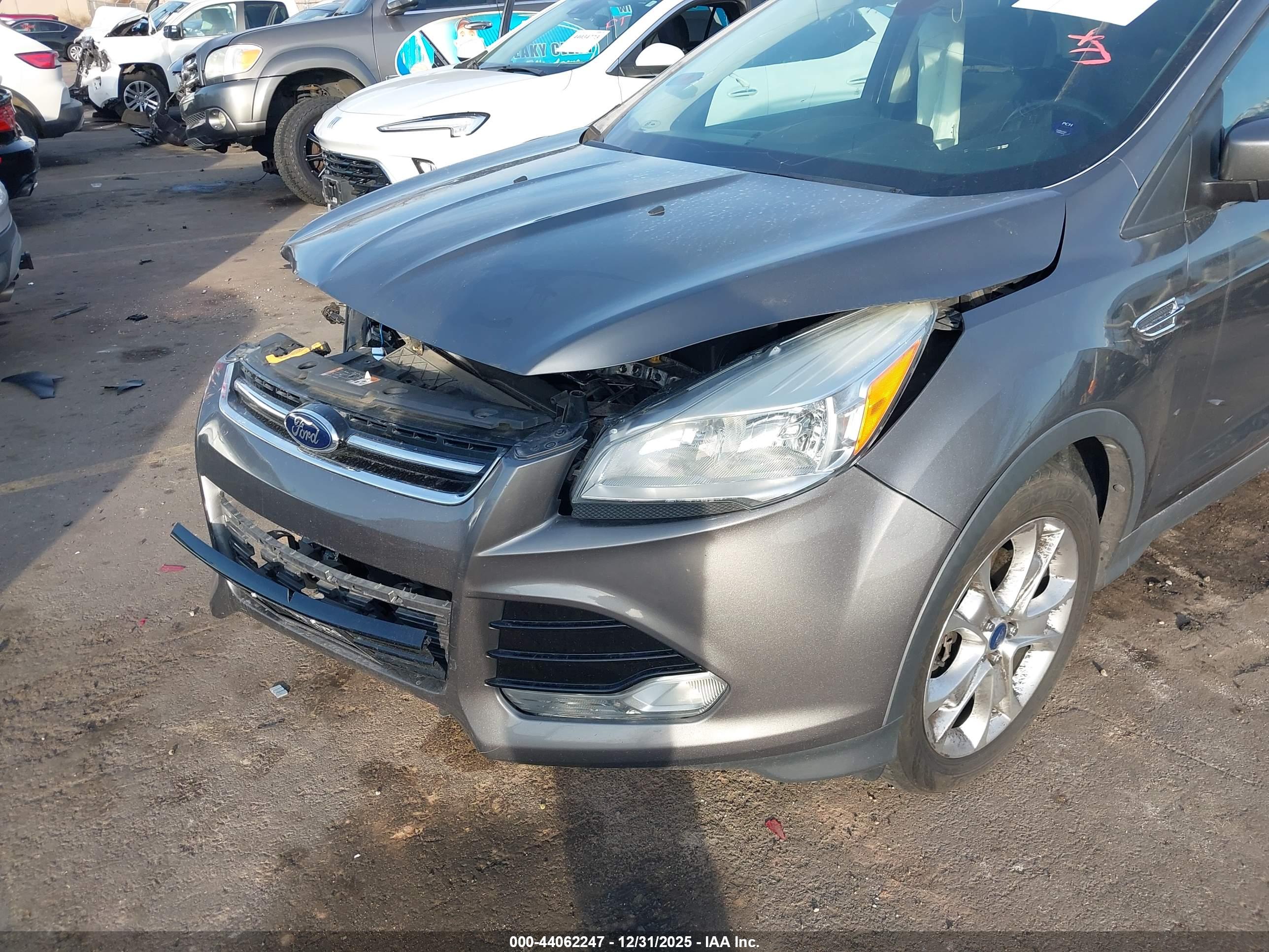 FORD ESCAPE image 6