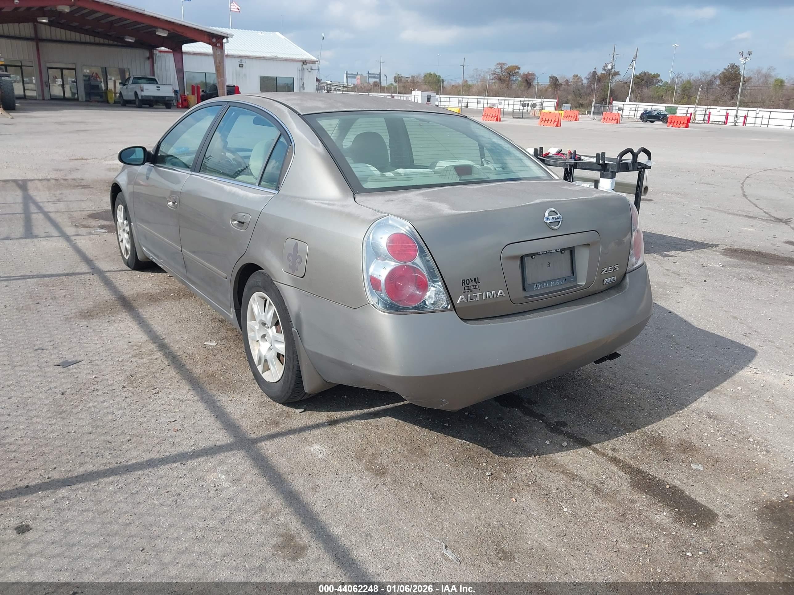 NISSAN ALTIMA image 3