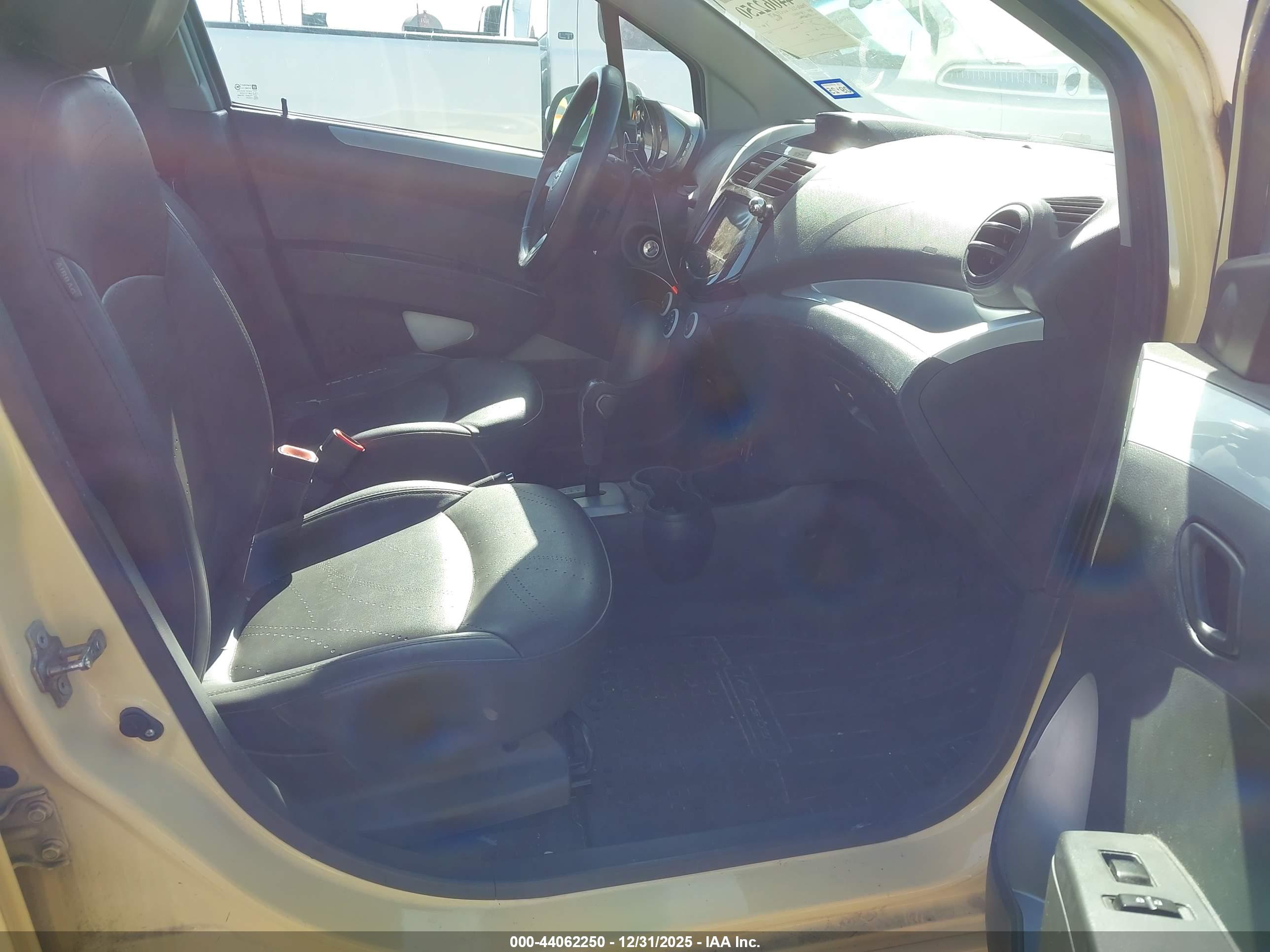 CHEVROLET SPARK image 5