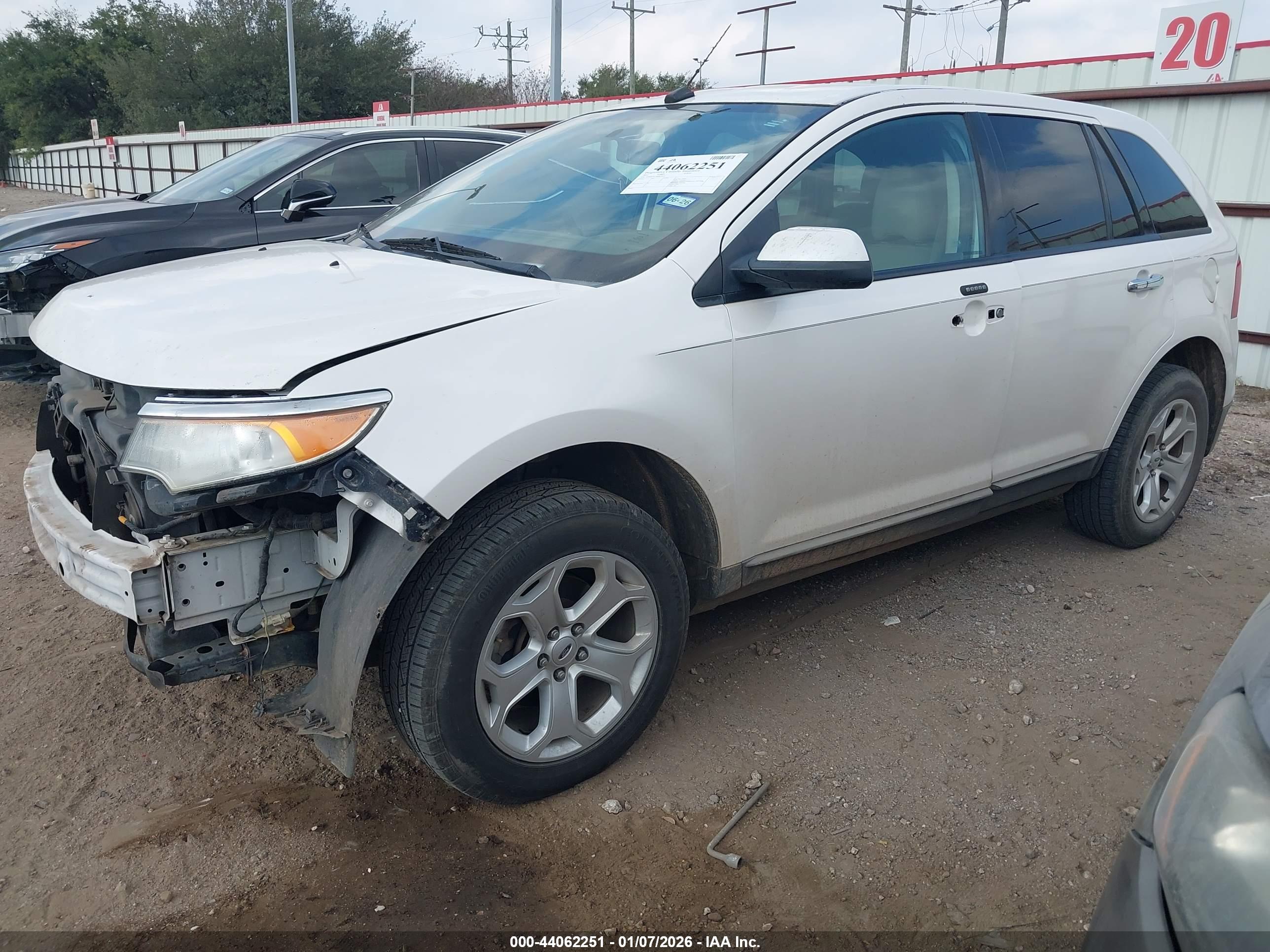 FORD EDGE image 2