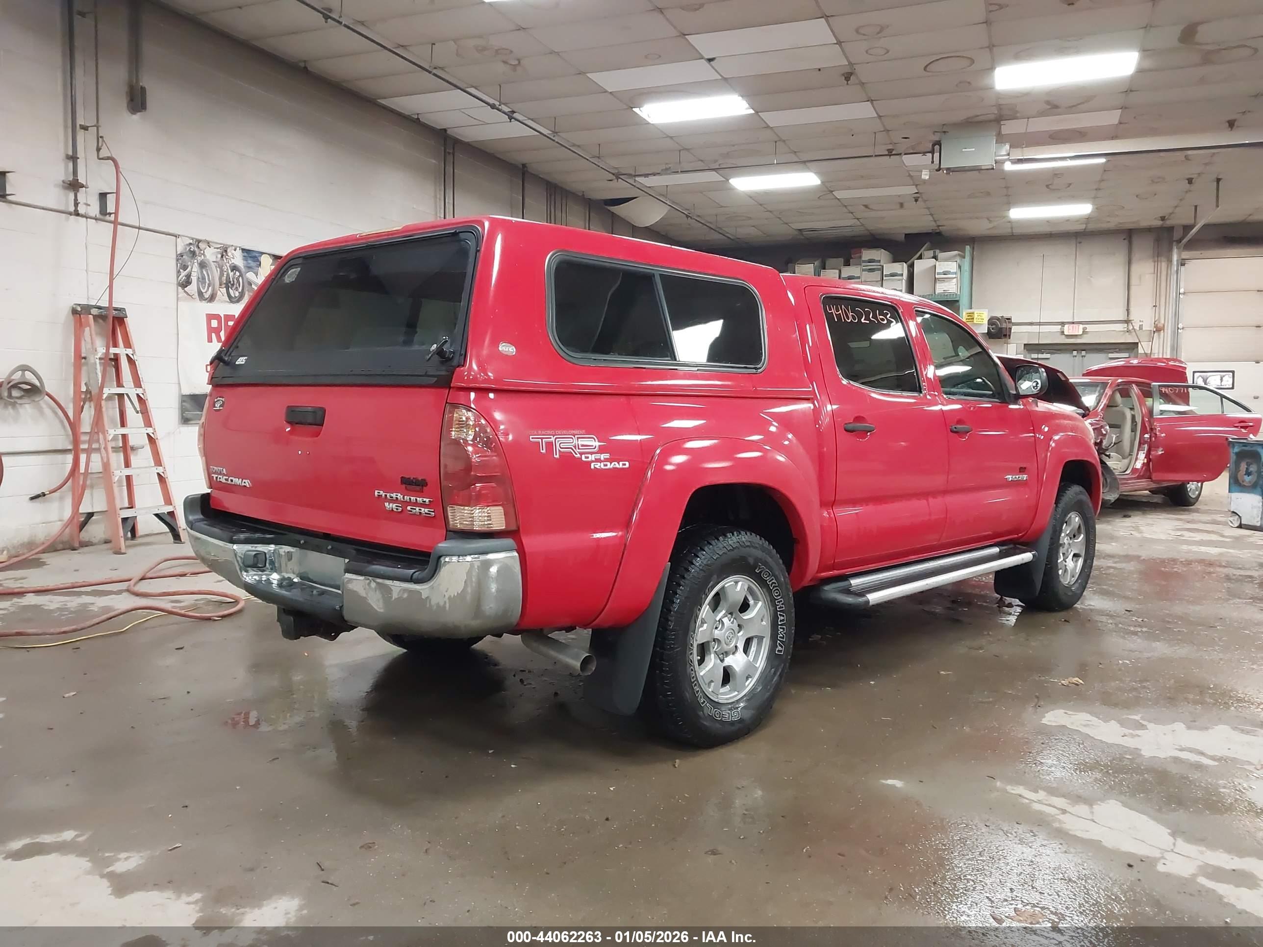 TOYOTA TACOMA image 4