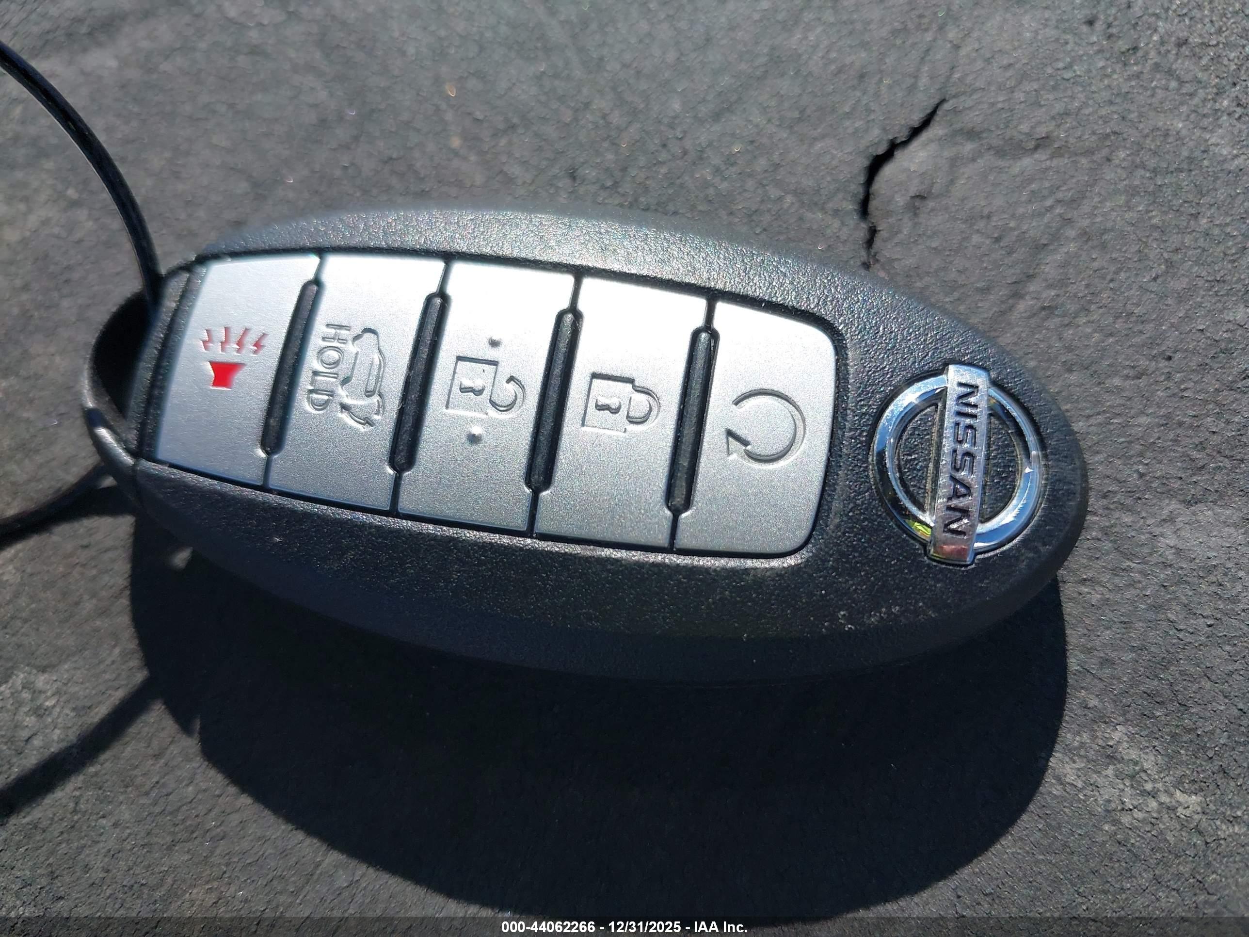 NISSAN PATHFINDER image 11