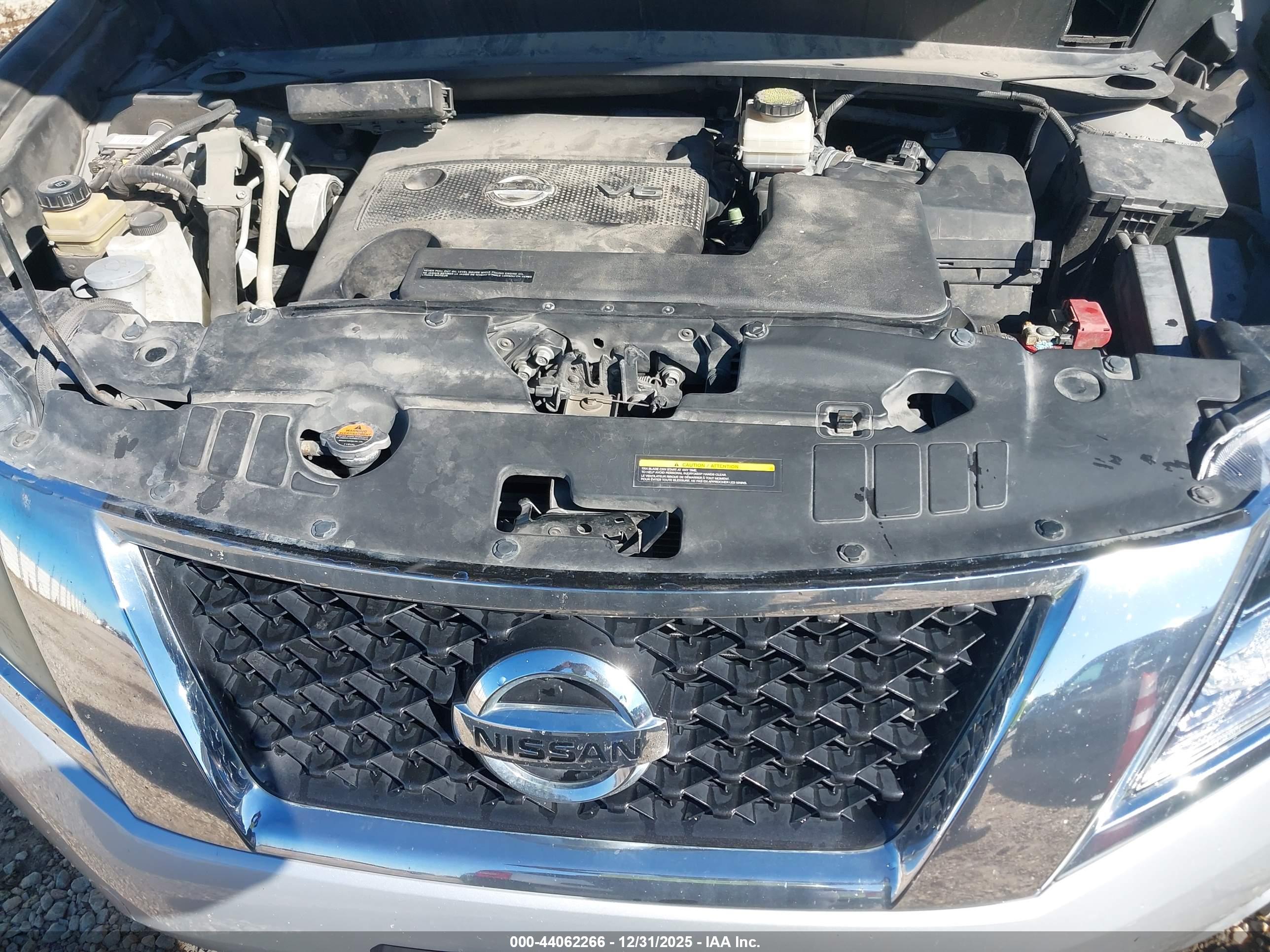 NISSAN PATHFINDER image 6