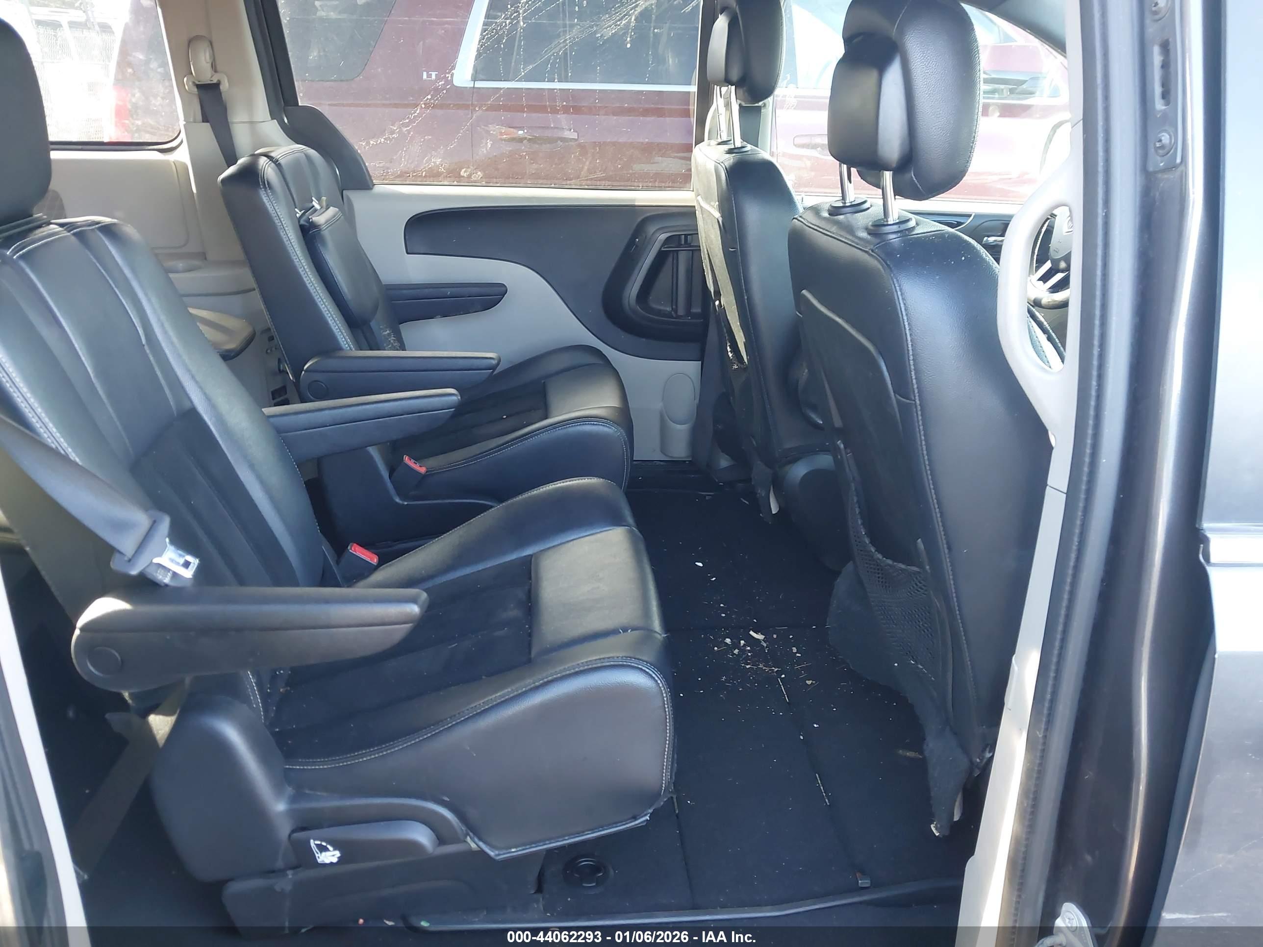 DODGE GRAND image 8