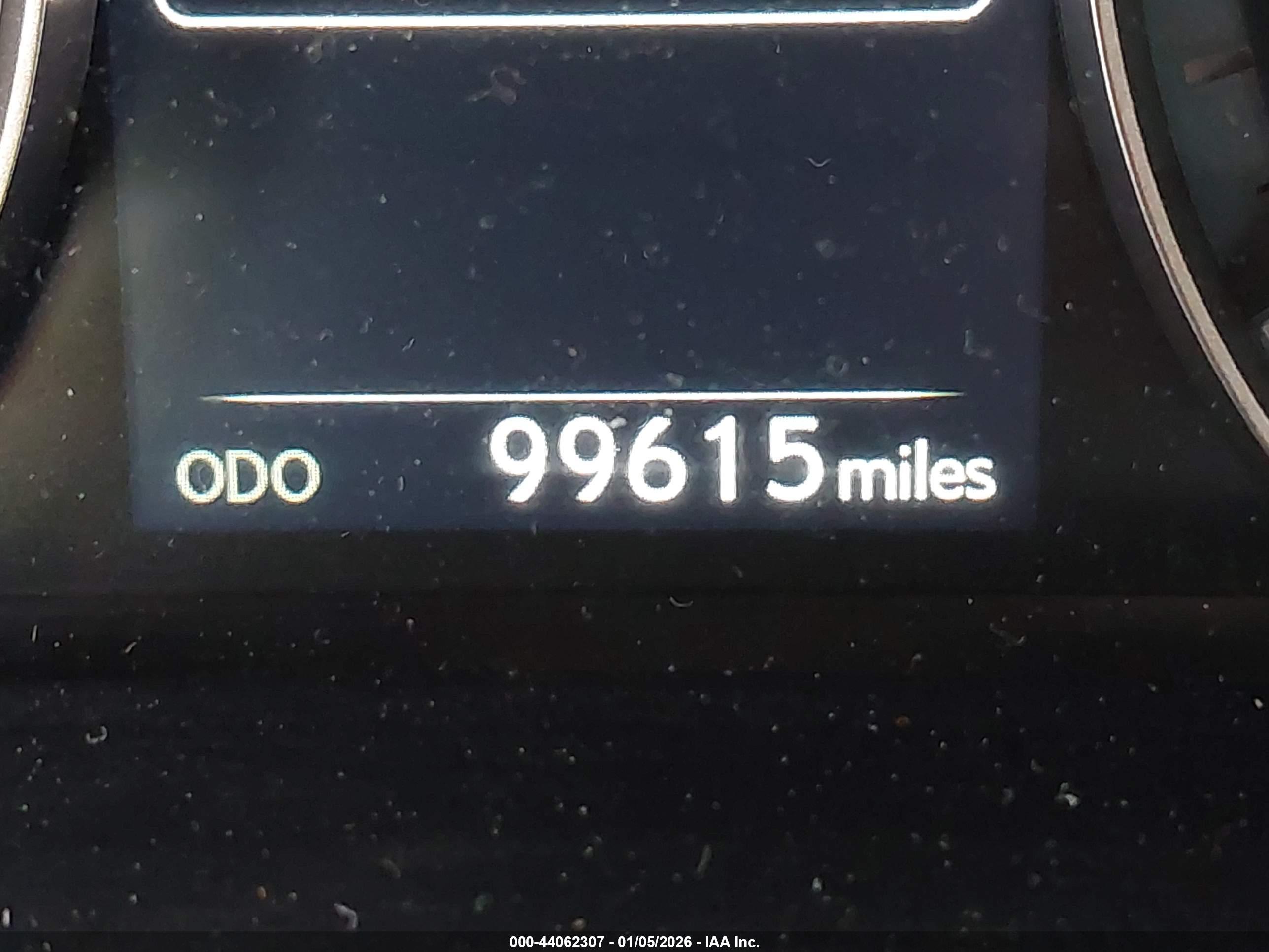 LEXUS RX image 9
