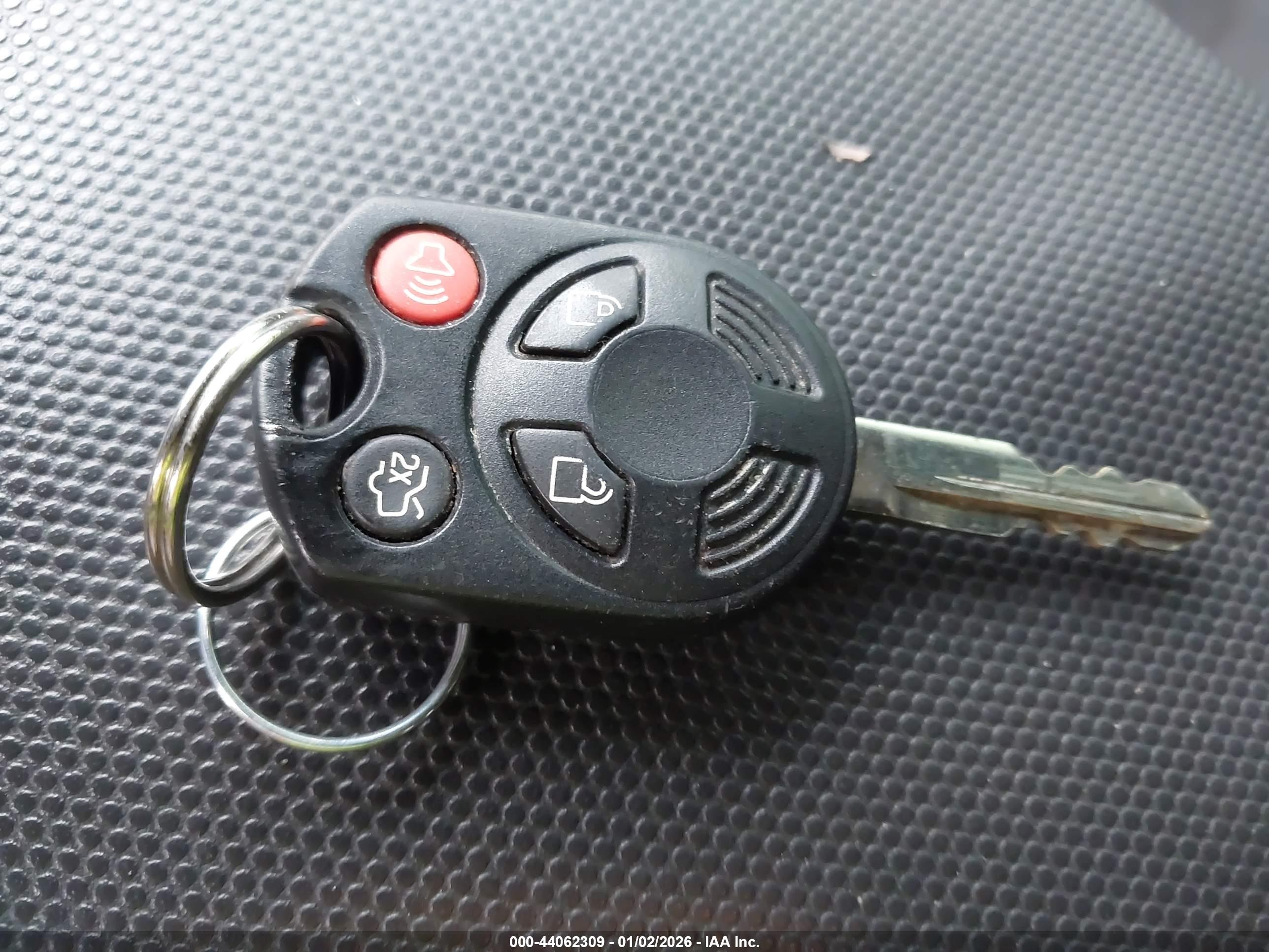 FORD ESCAPE image 11
