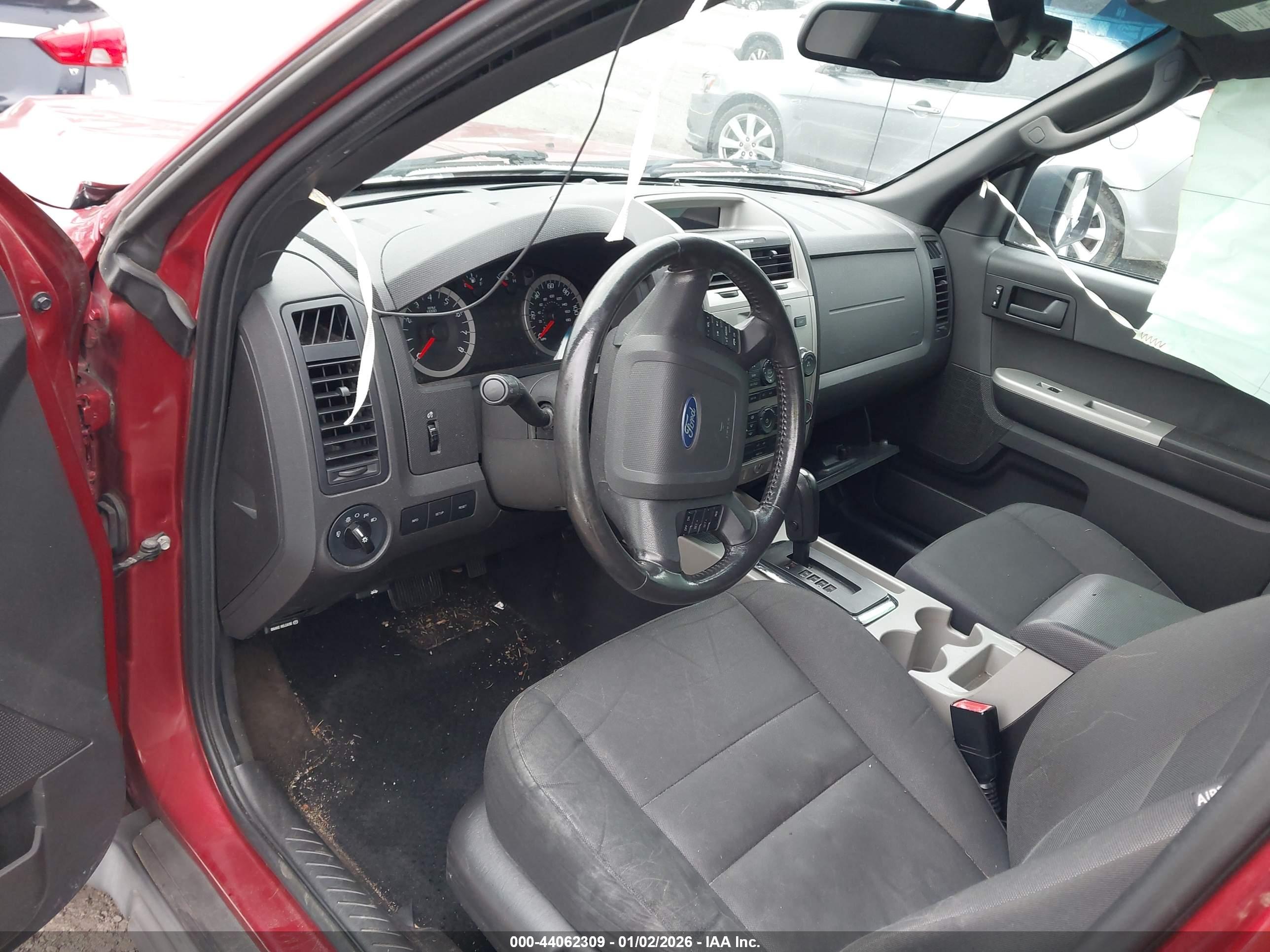 FORD ESCAPE image 5