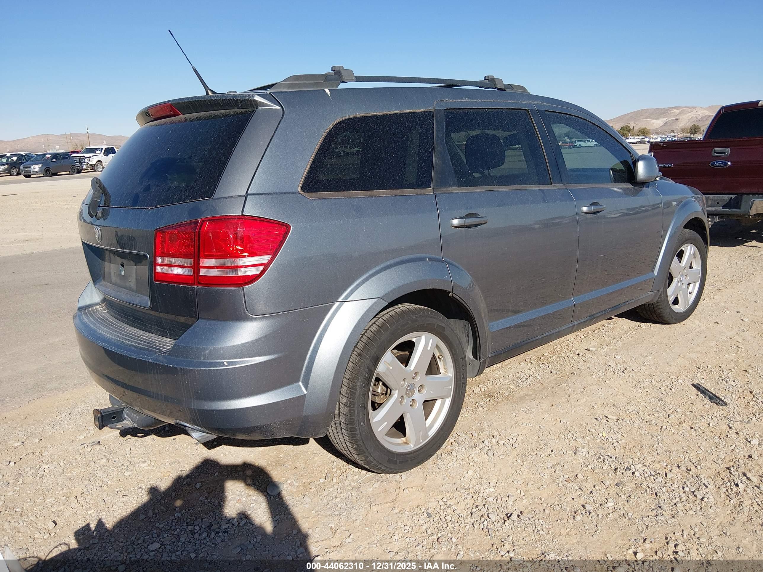 DODGE JOURNEY image 4