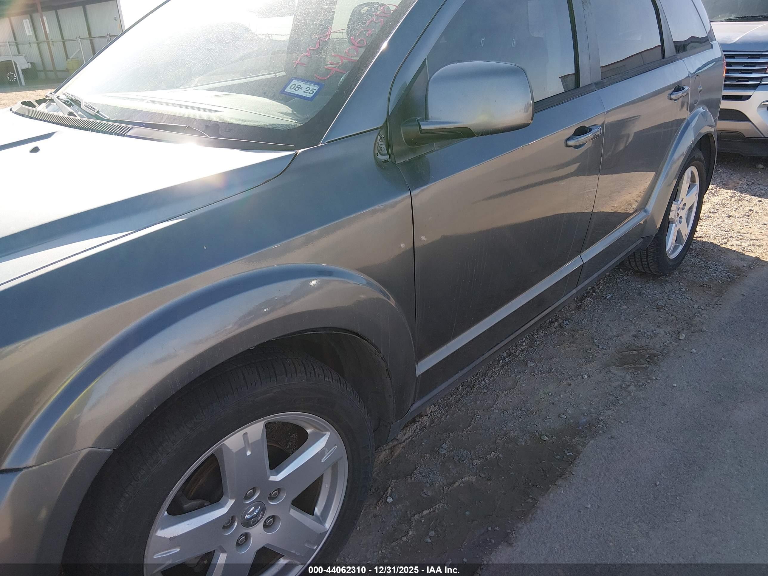 DODGE JOURNEY image 6