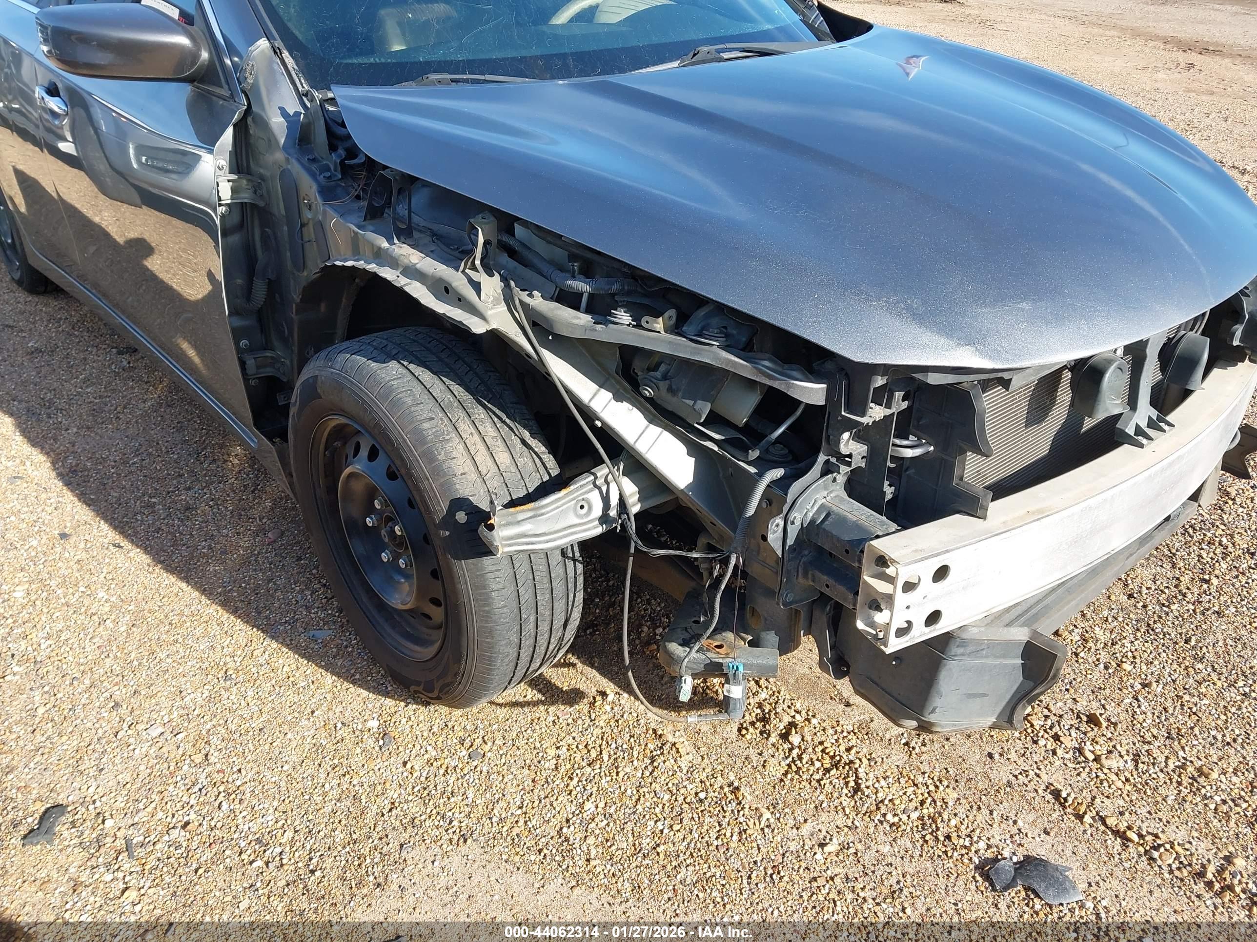 NISSAN ALTIMA image 6
