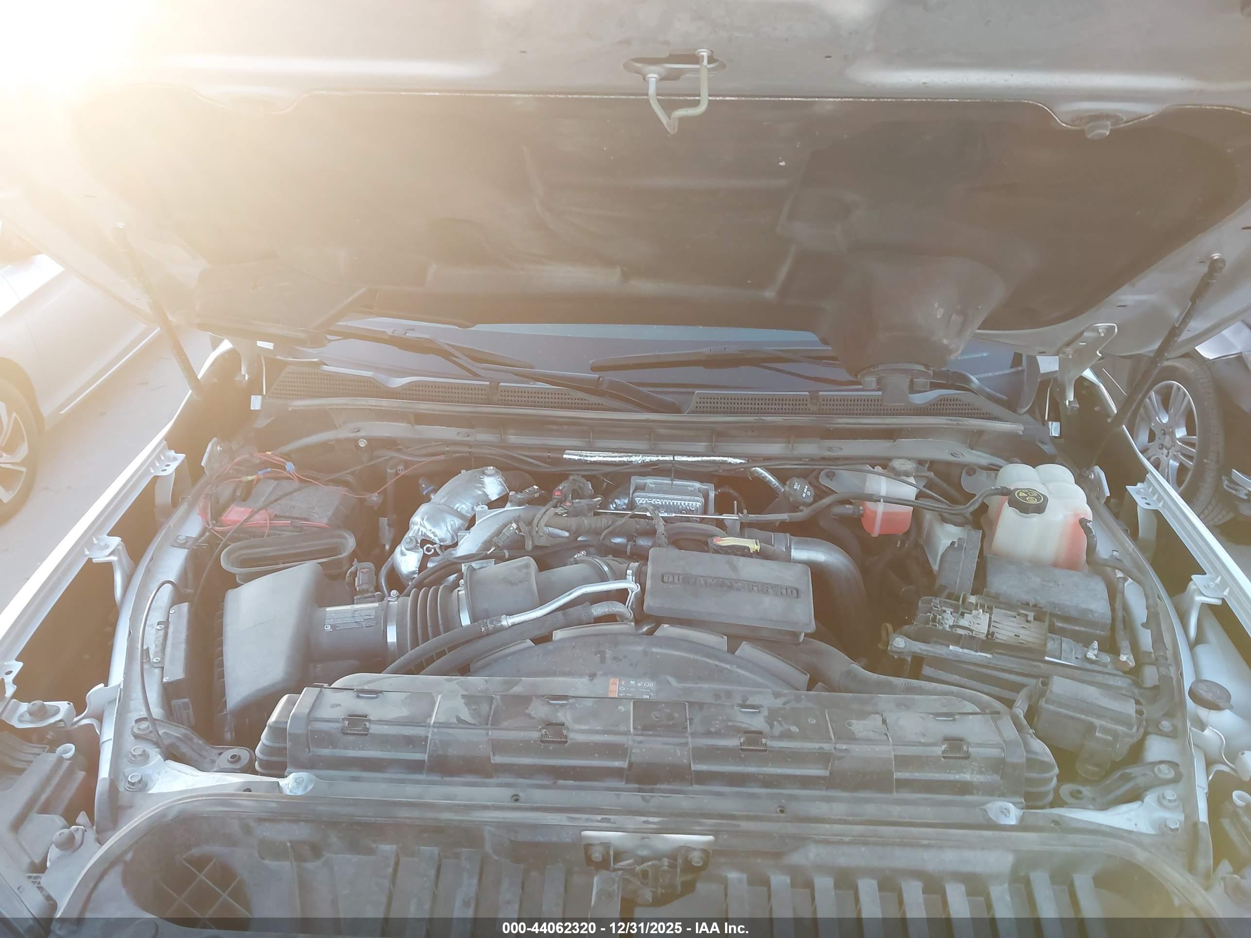 GMC SIERRA image 10