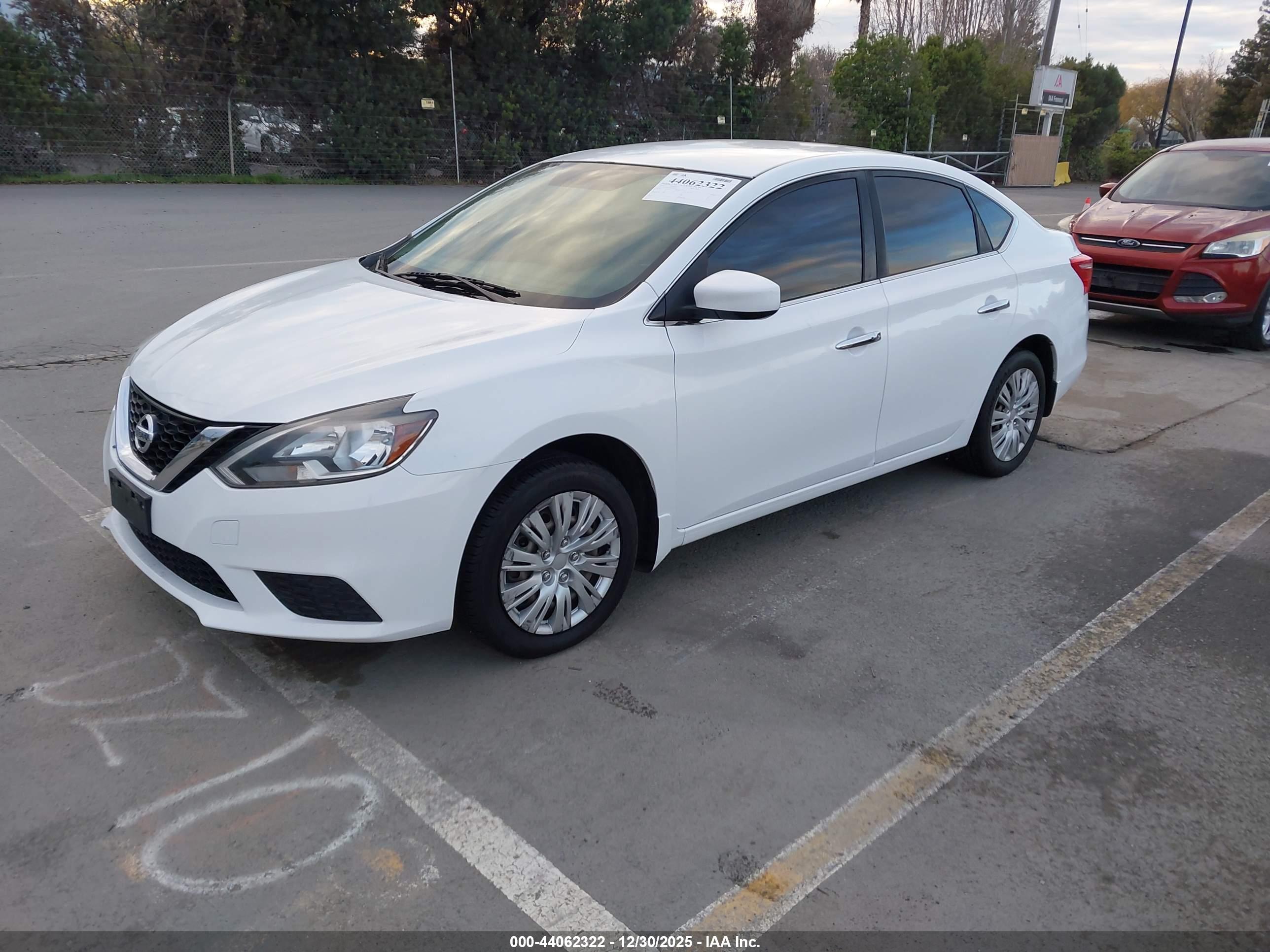 NISSAN SENTRA image 2