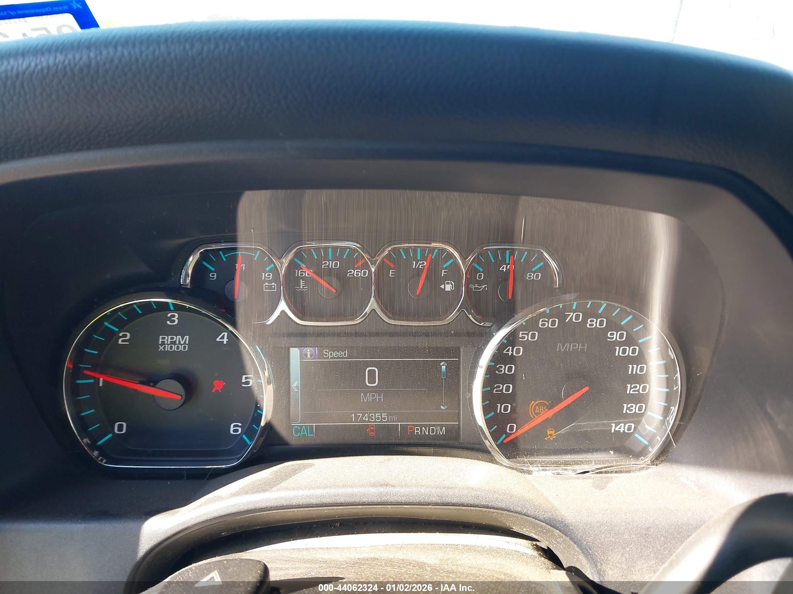CHEVROLET SILVERADO image 7