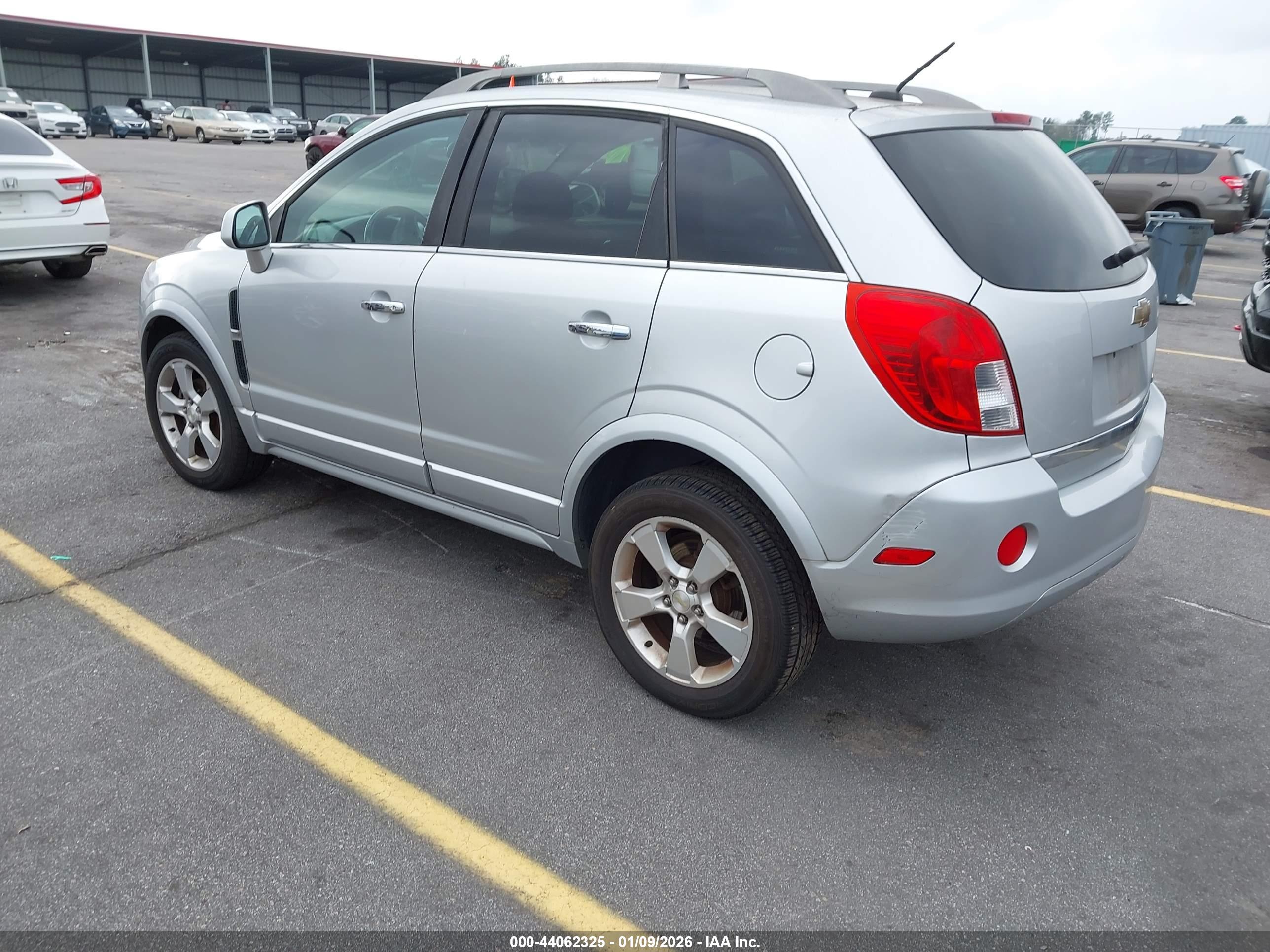 CHEVROLET CAPTIVA image 3
