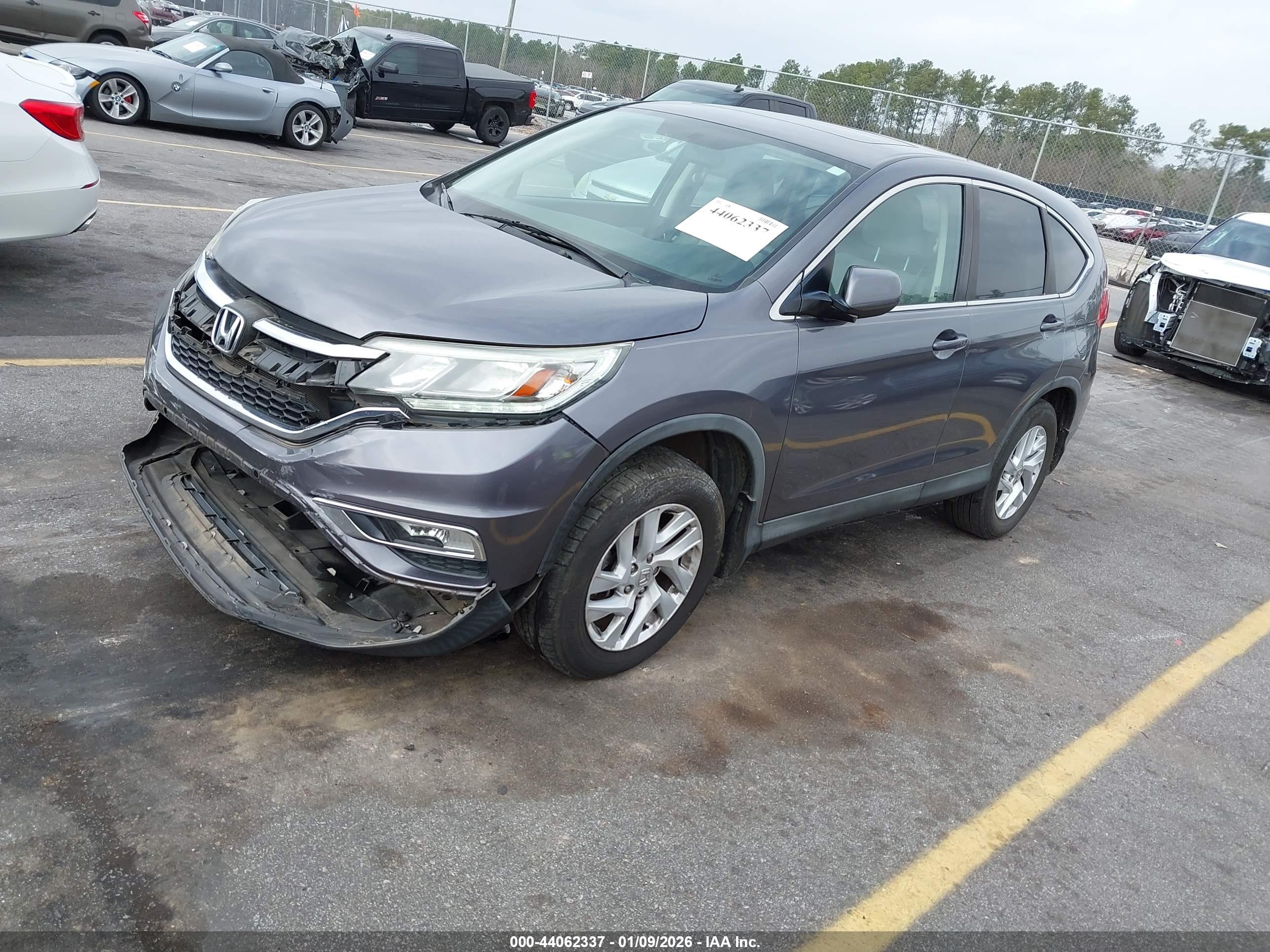 HONDA CR-V image 2