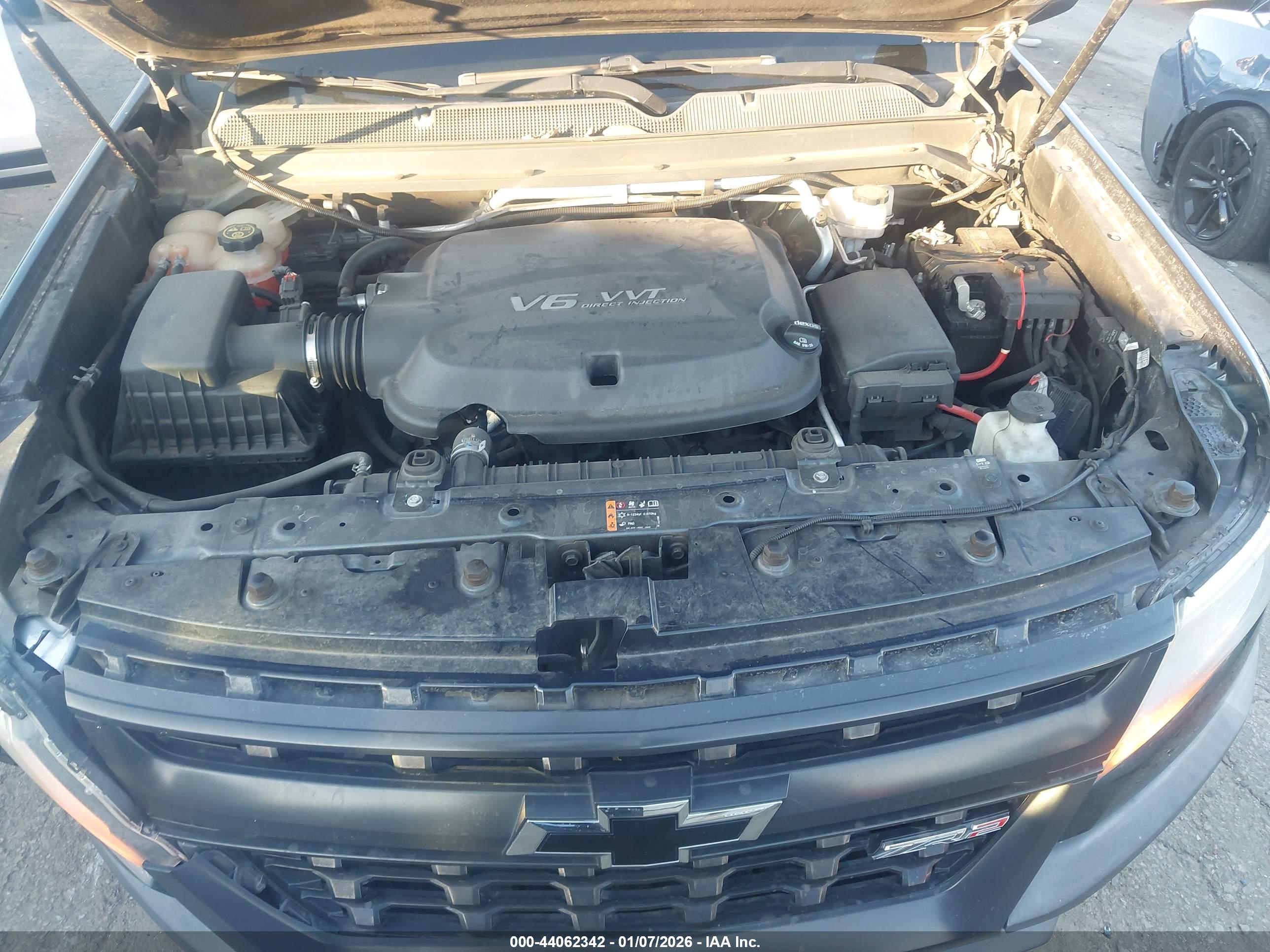 CHEVROLET COLORADO image 10