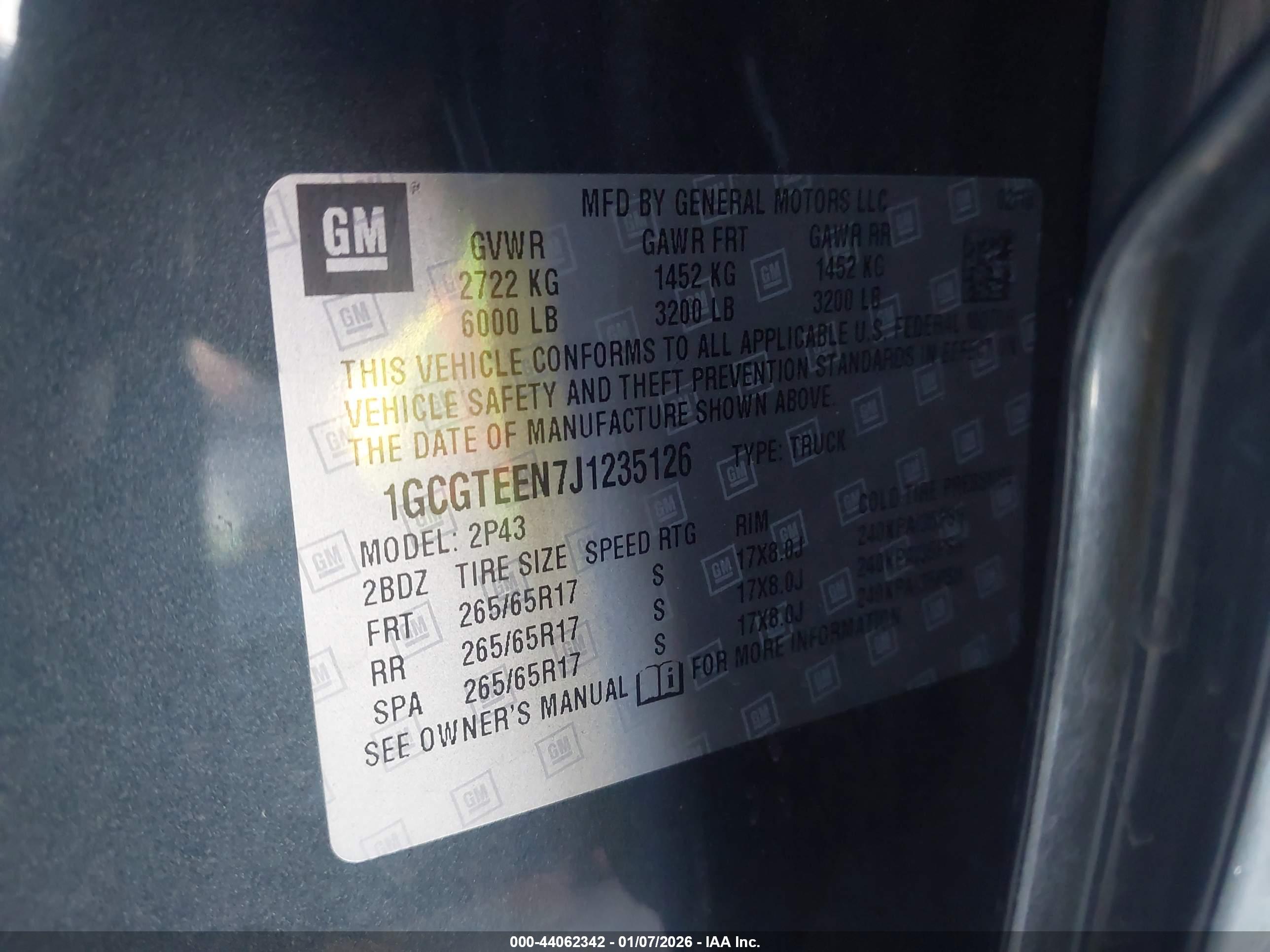 CHEVROLET COLORADO image 9