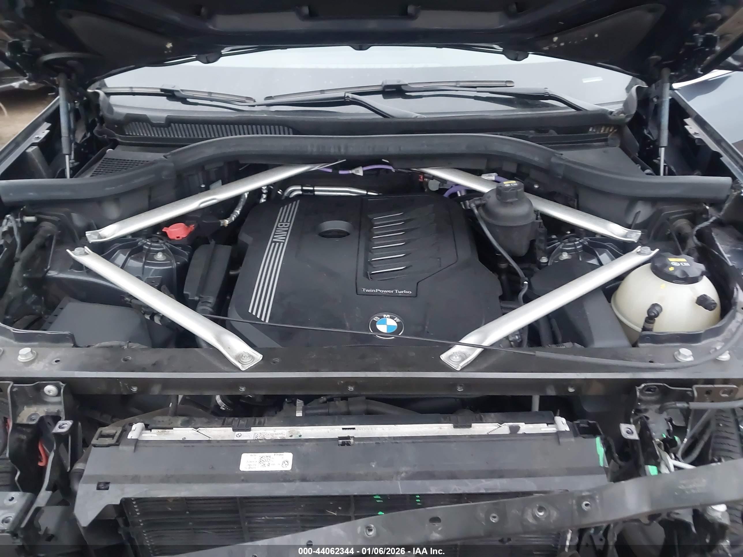 BMW X5 image 10