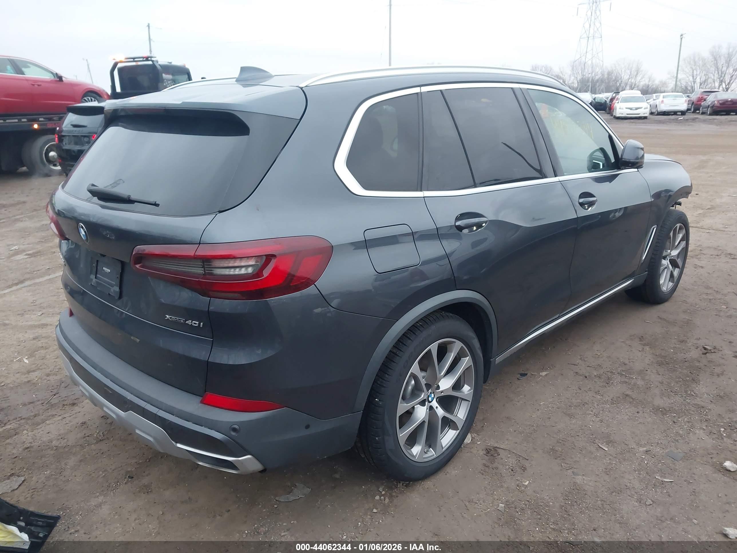 BMW X5 image 4