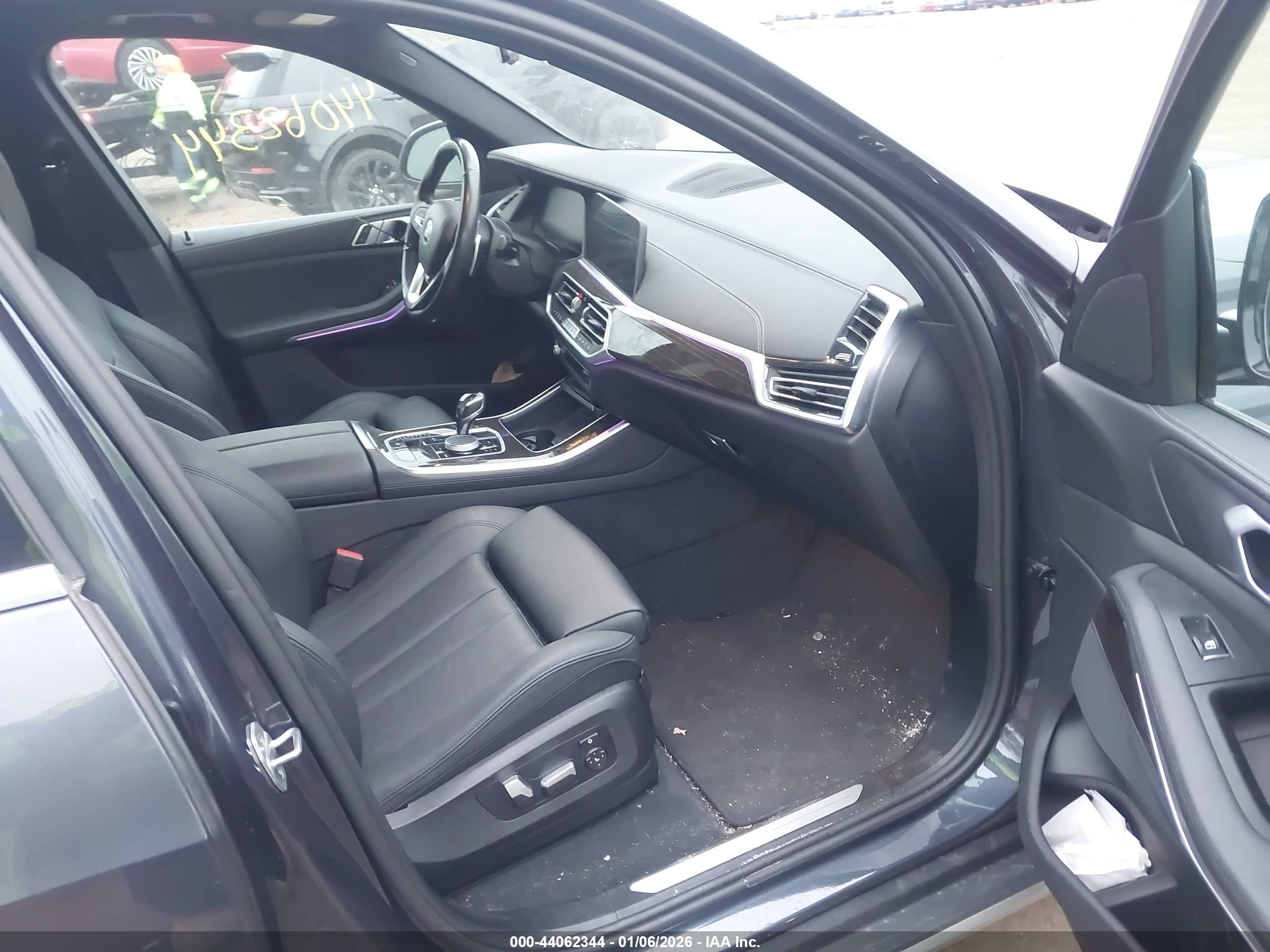 BMW X5 image 5